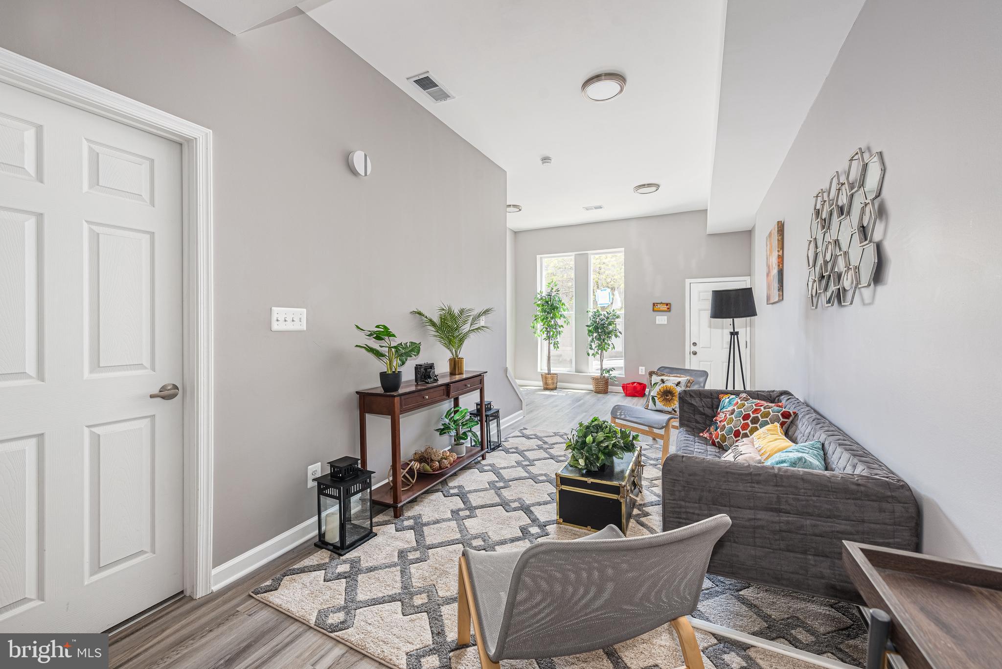 OLIVER - Residential