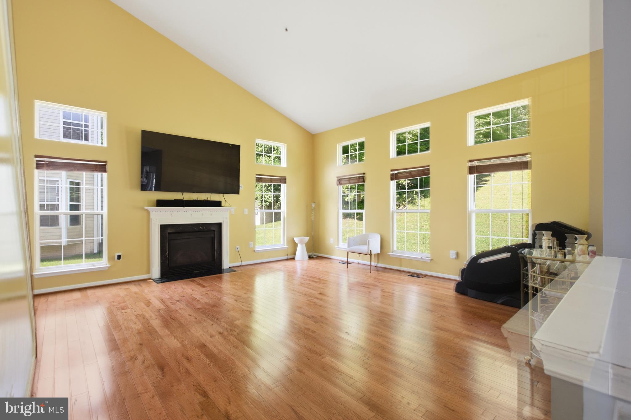 12419 DORSEY LANE