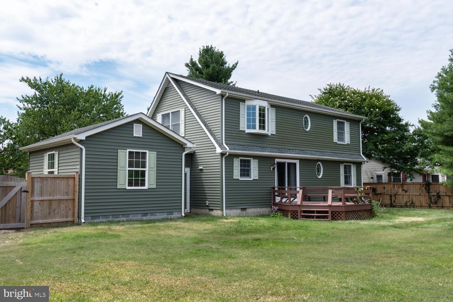 CHARLESTOWN VILLAGE - Residential