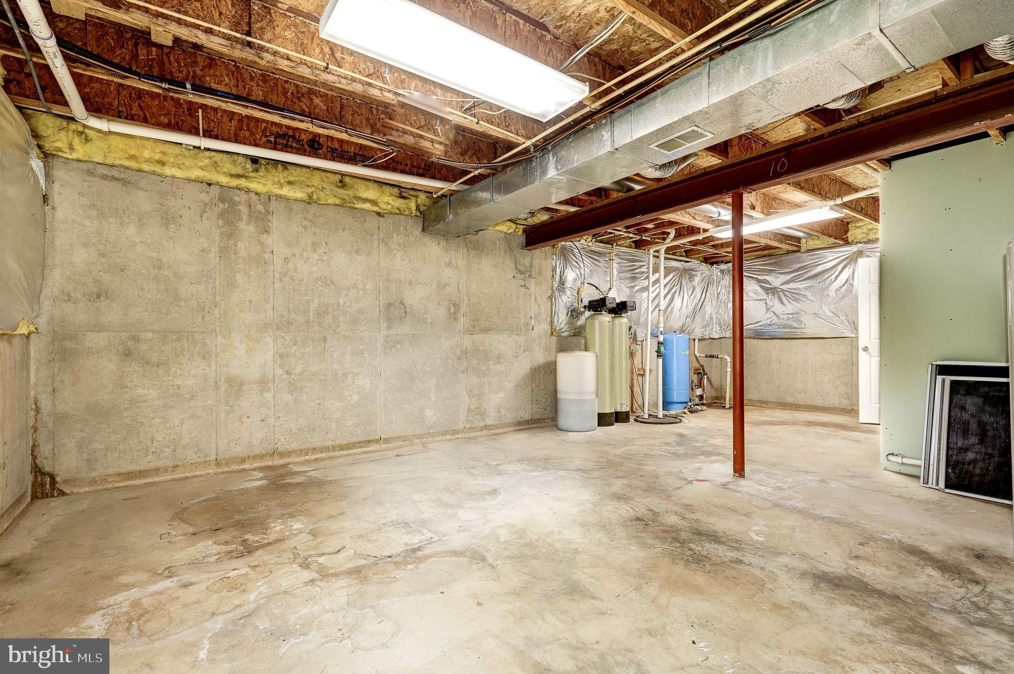 JACKSON PONDS ESTATES - Residential