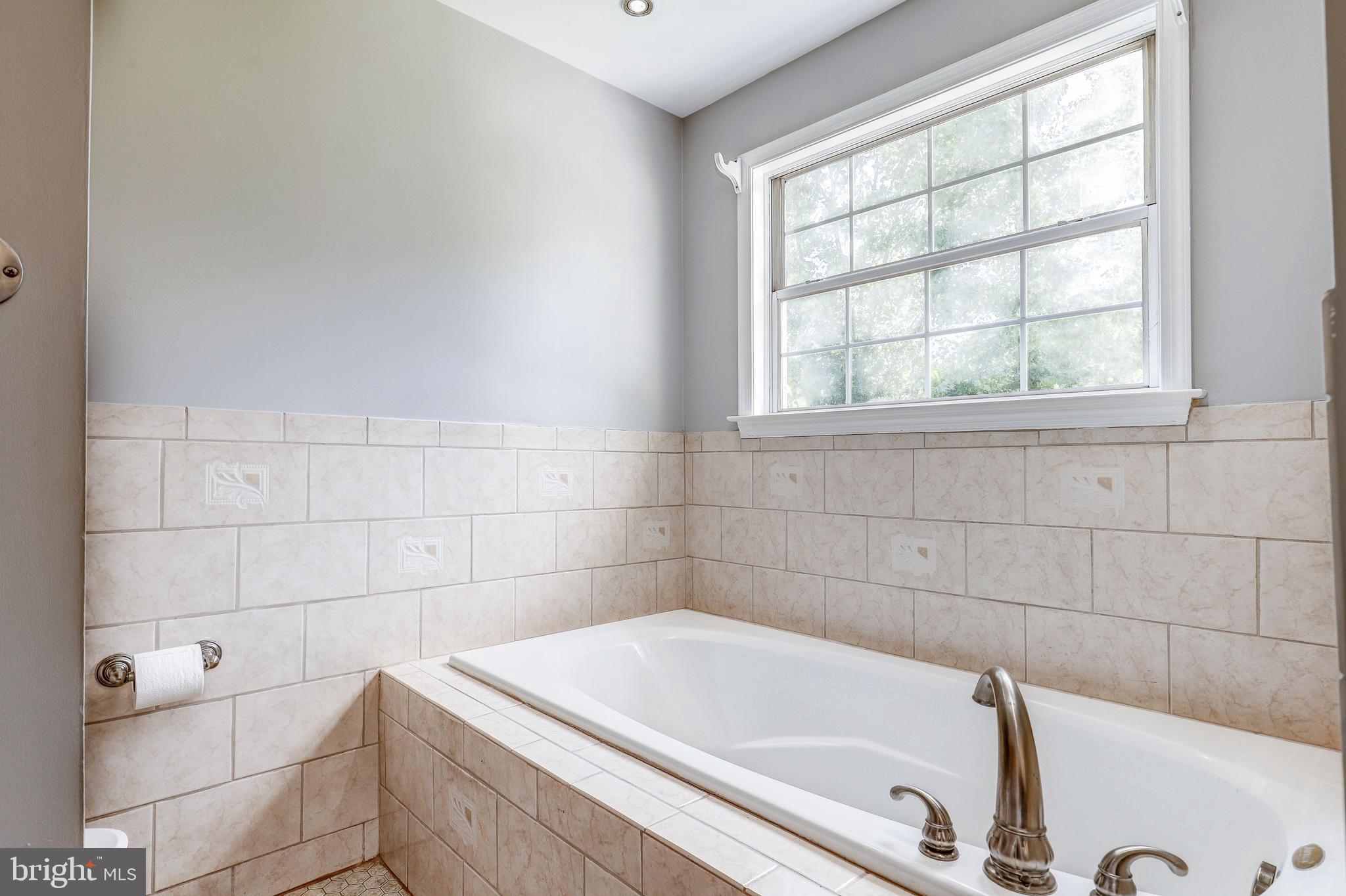 JACKSON PONDS ESTATES - Residential