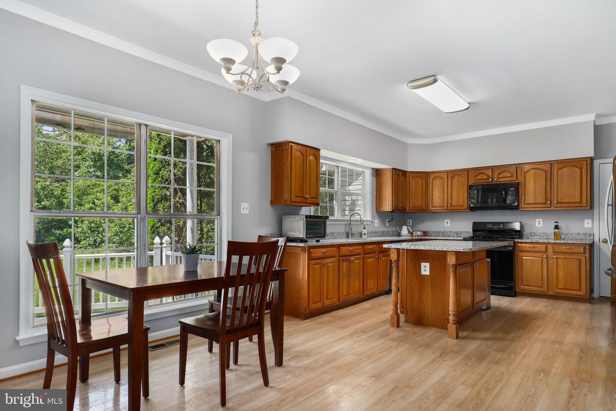 JACKSON PONDS ESTATES - Residential