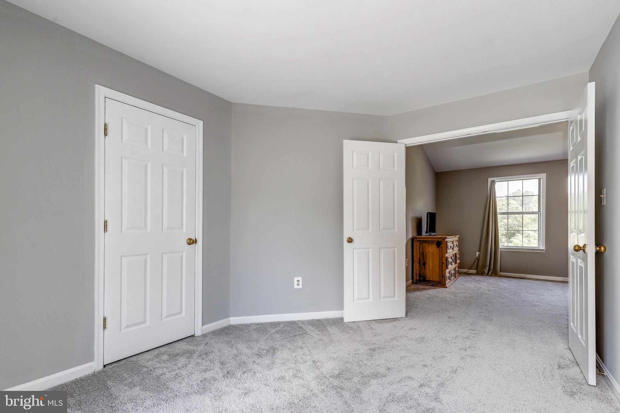 JACKSON PONDS ESTATES - Residential