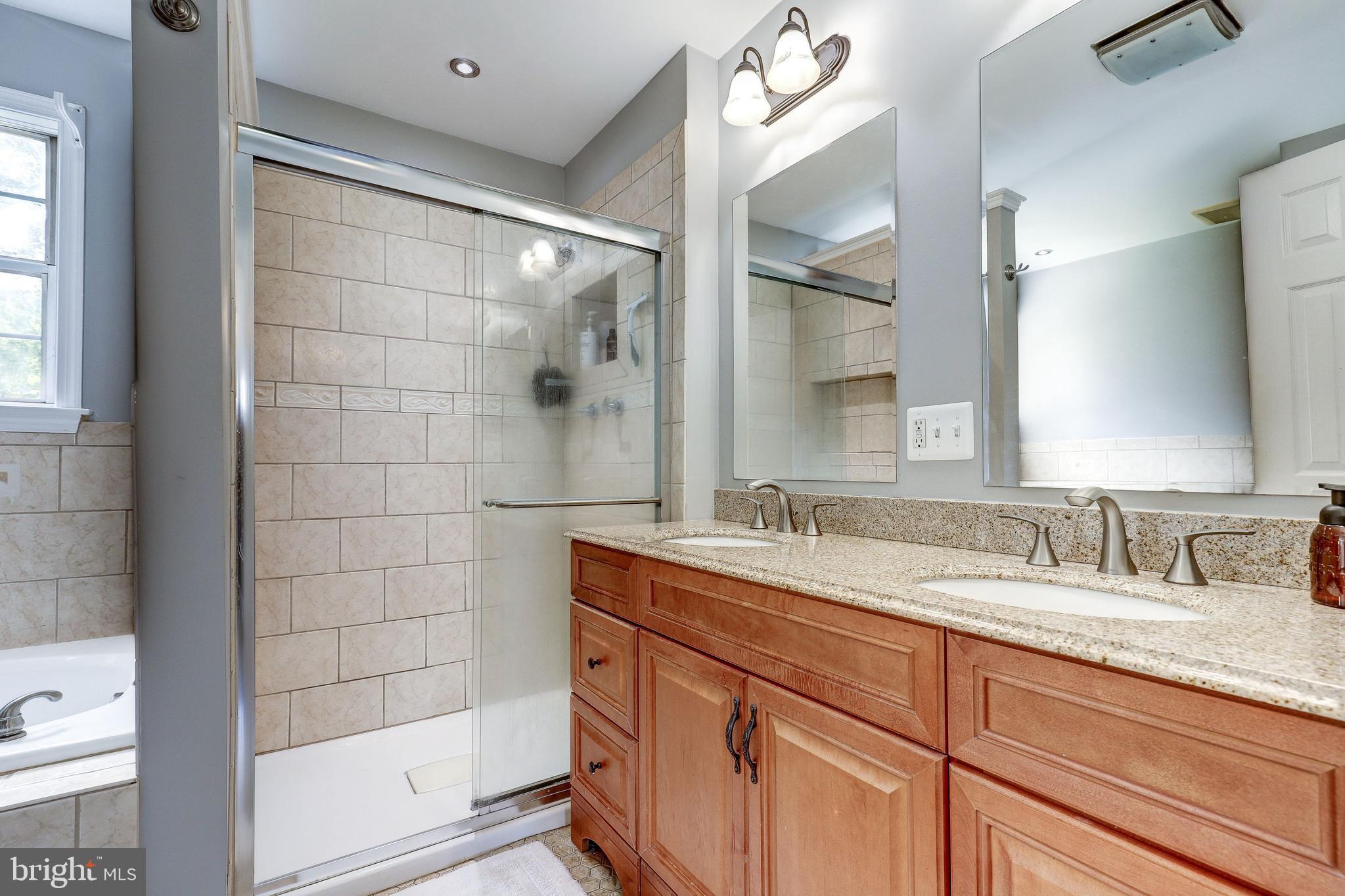 JACKSON PONDS ESTATES - Residential