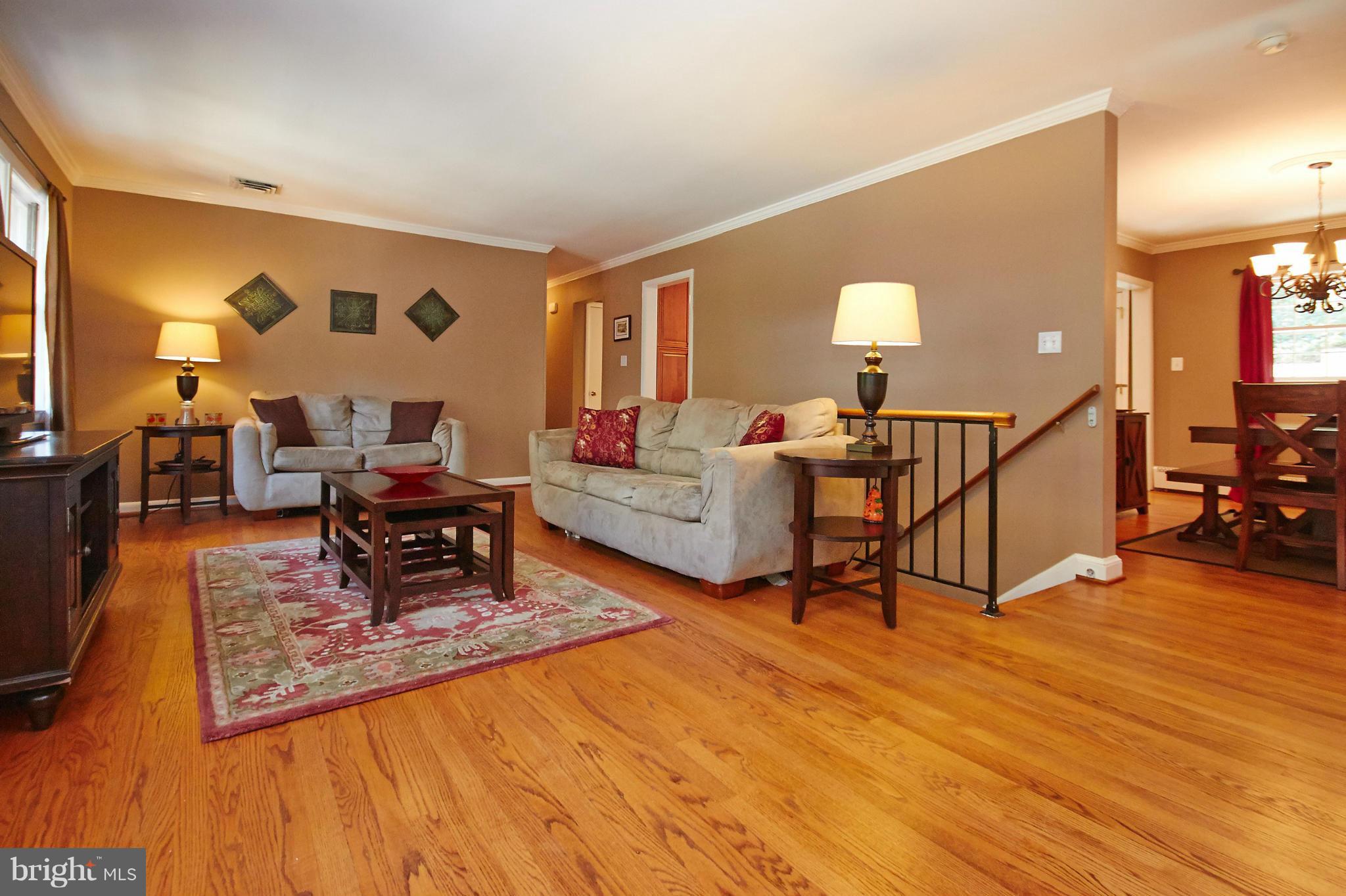 RIVERCREST - Residential
