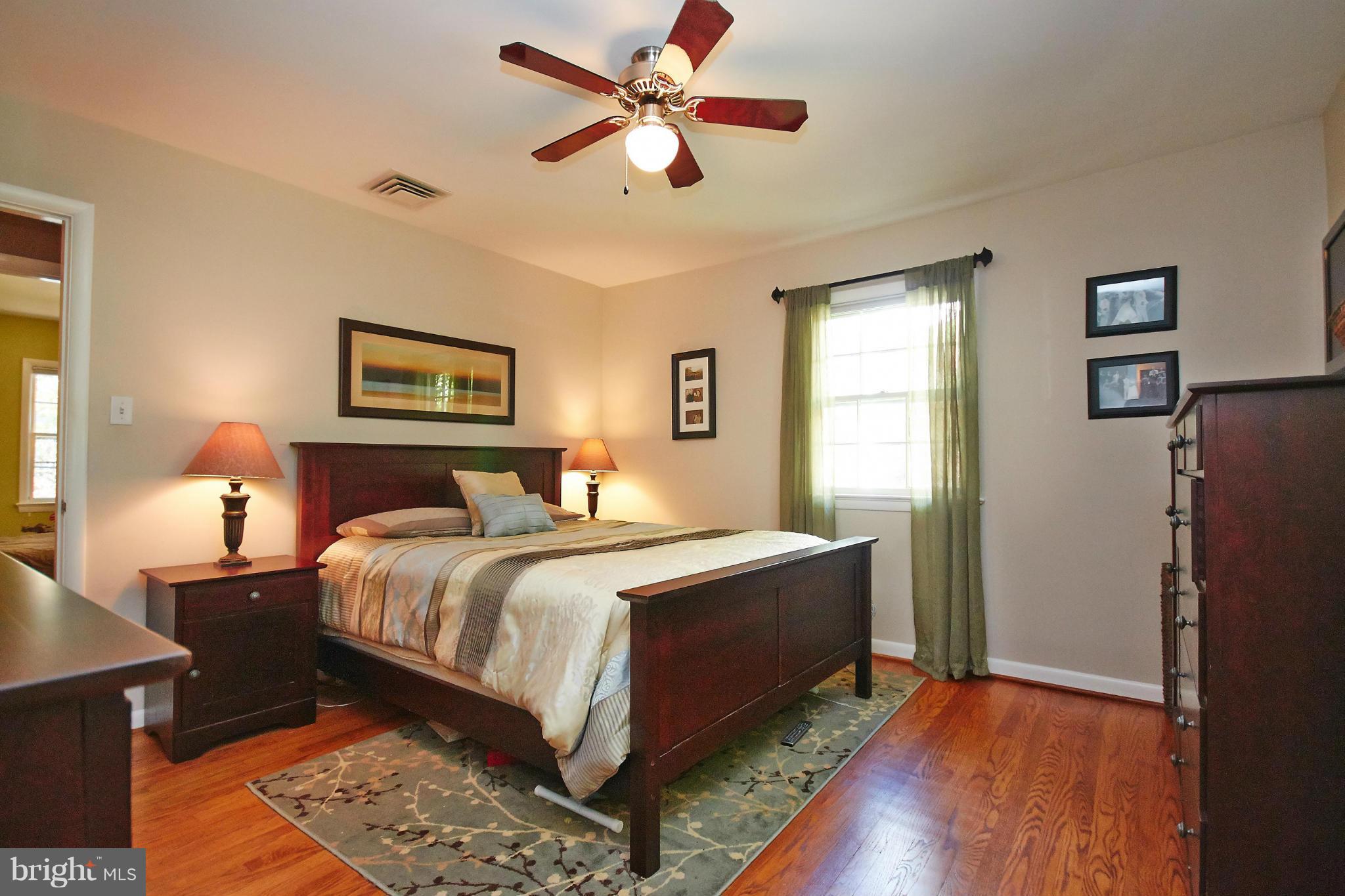 RIVERCREST - Residential
