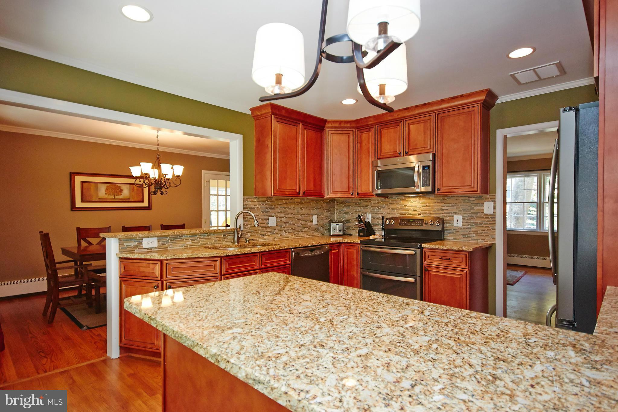 RIVERCREST - Residential