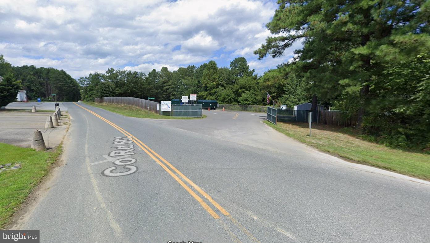 85-A-19 CARLTON DRIVE