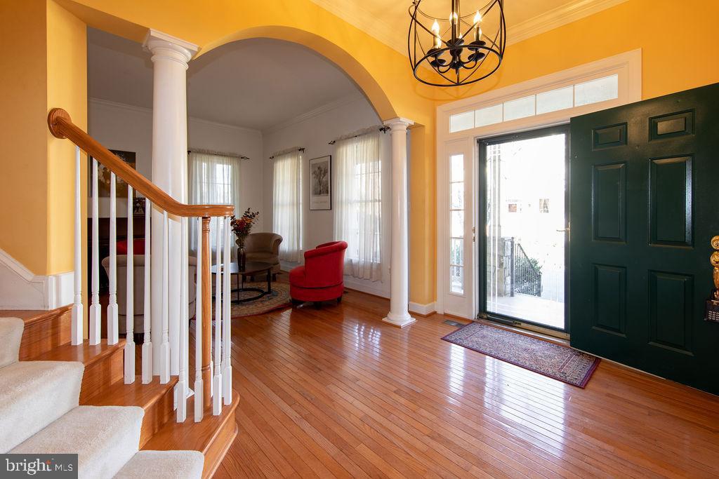 KING FARM WATKINS POND - Residential