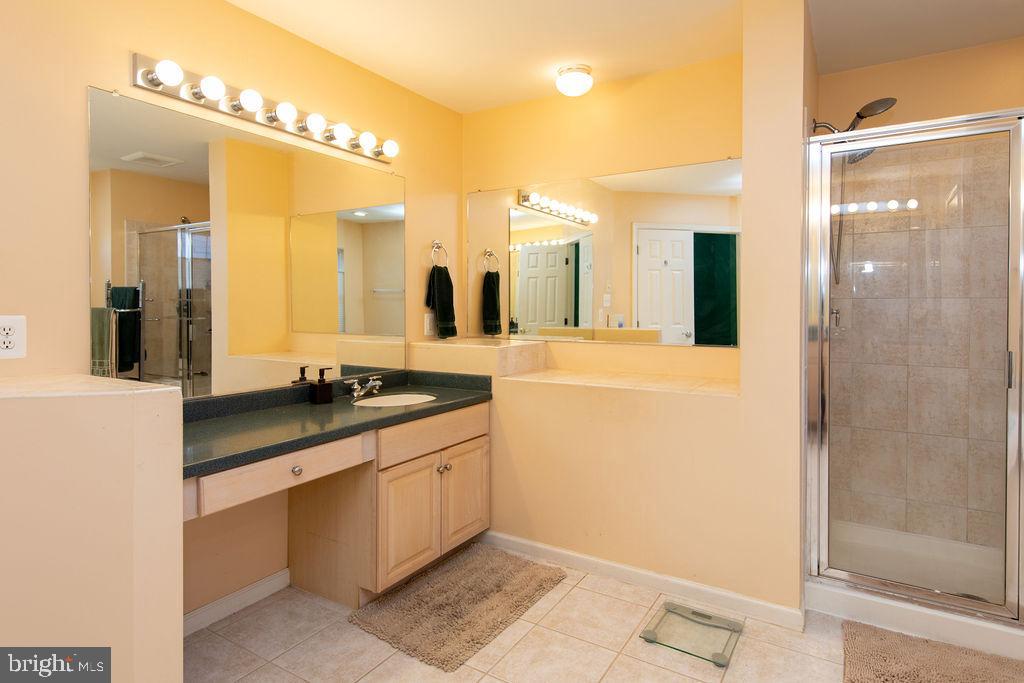 KING FARM WATKINS POND - Residential