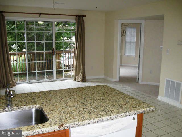 BARRINGTON POINTE - Residential