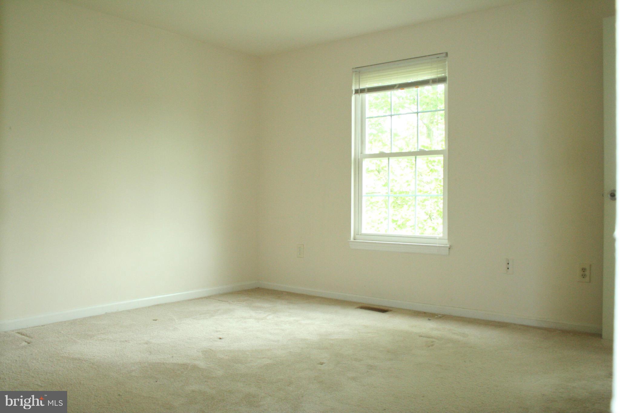 GOSHEN VILLAGE - Residential Lease