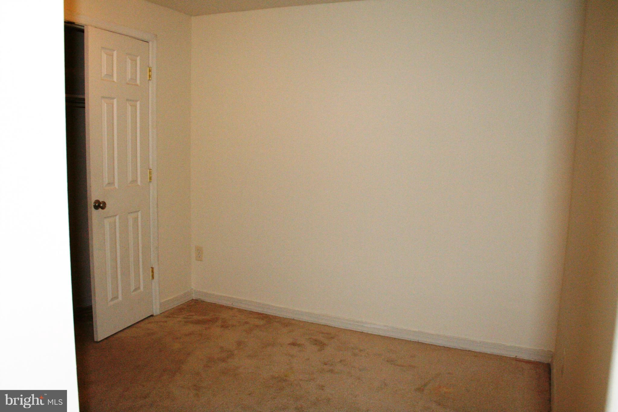 GOSHEN VILLAGE - Residential Lease