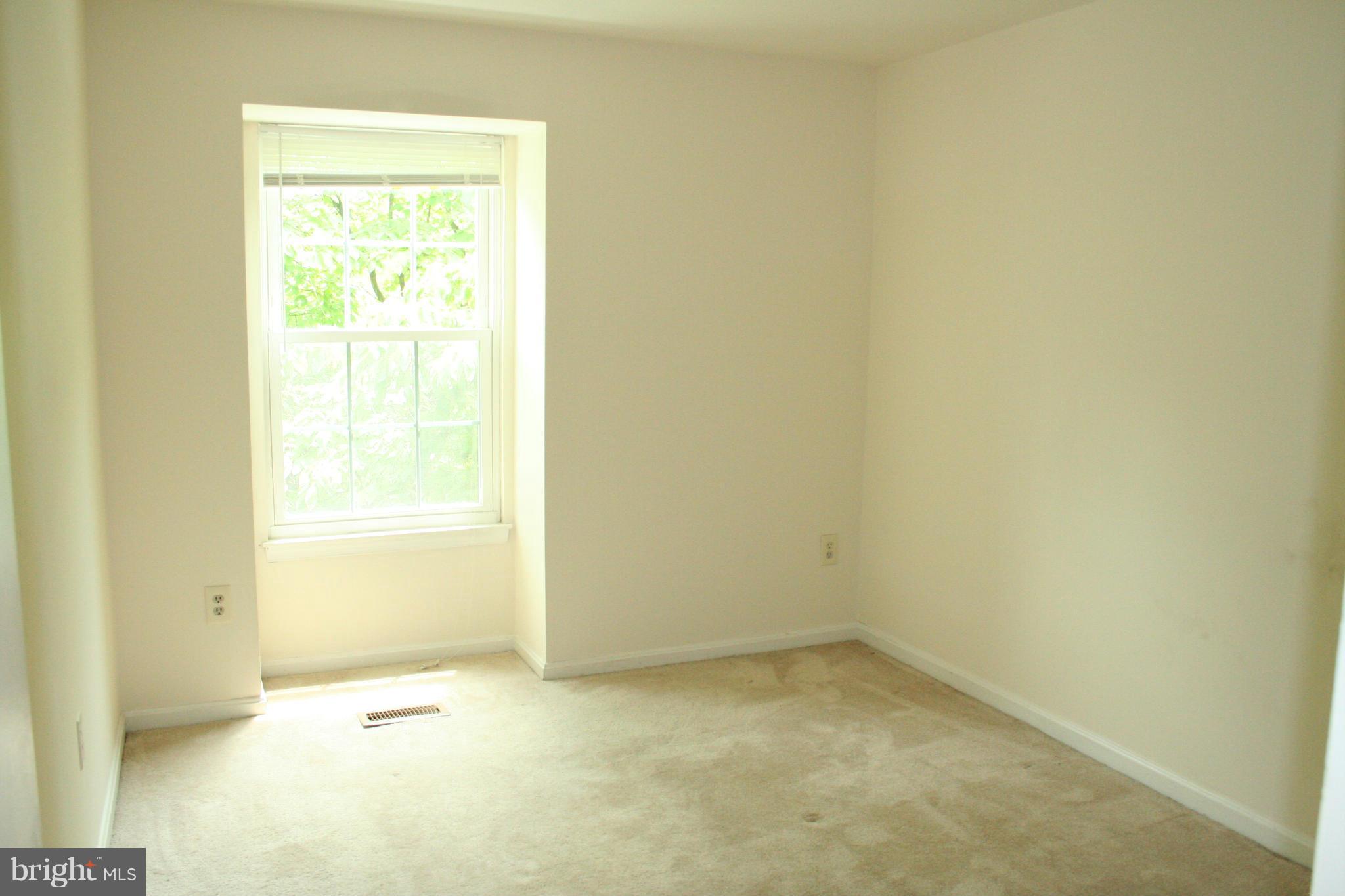 GOSHEN VILLAGE - Residential Lease