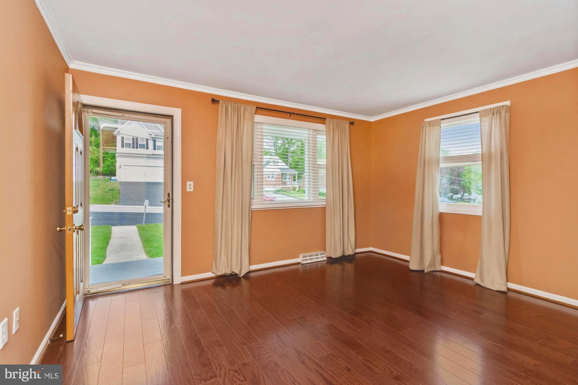 HILLENDALE PARK - Residential