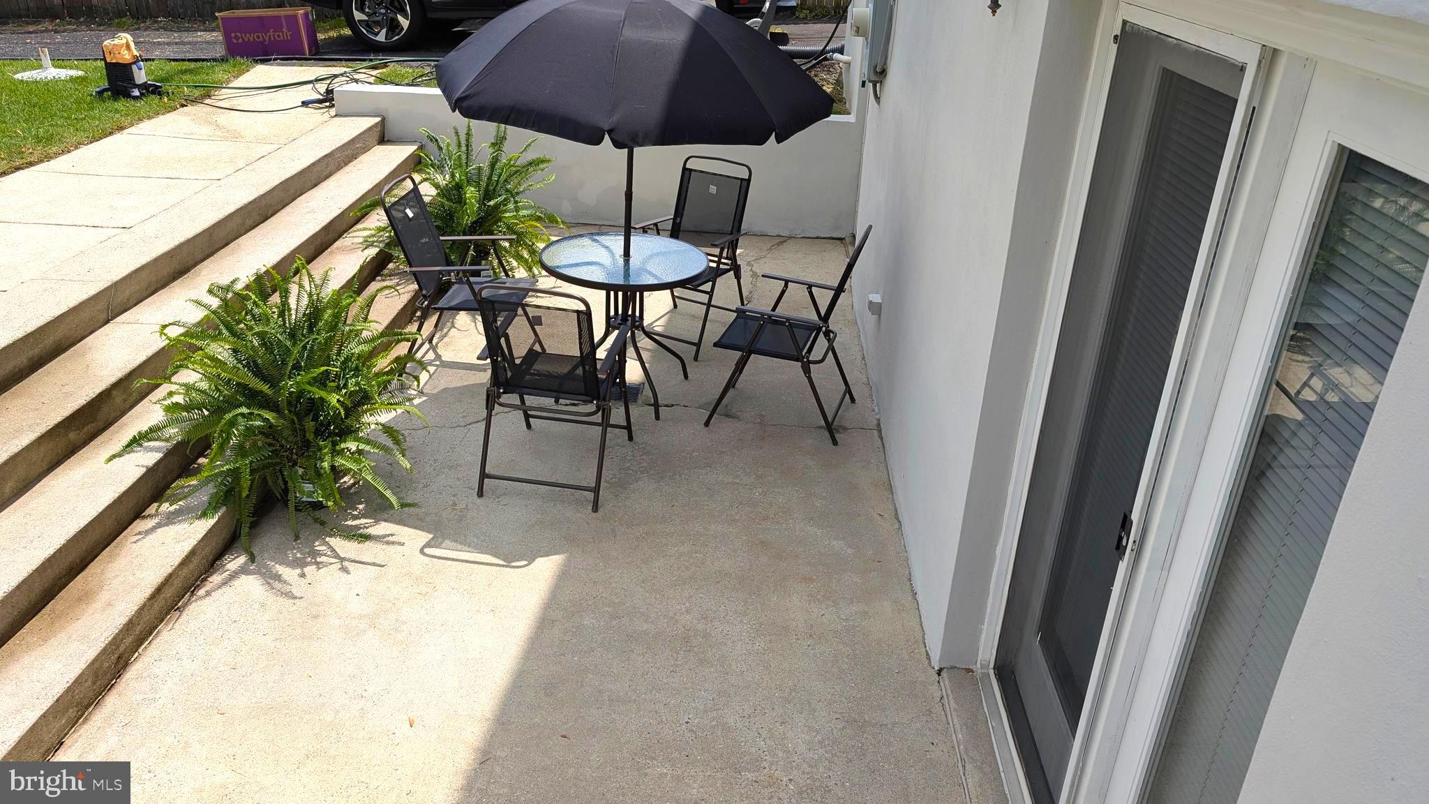 HILLENDALE PARK - Residential