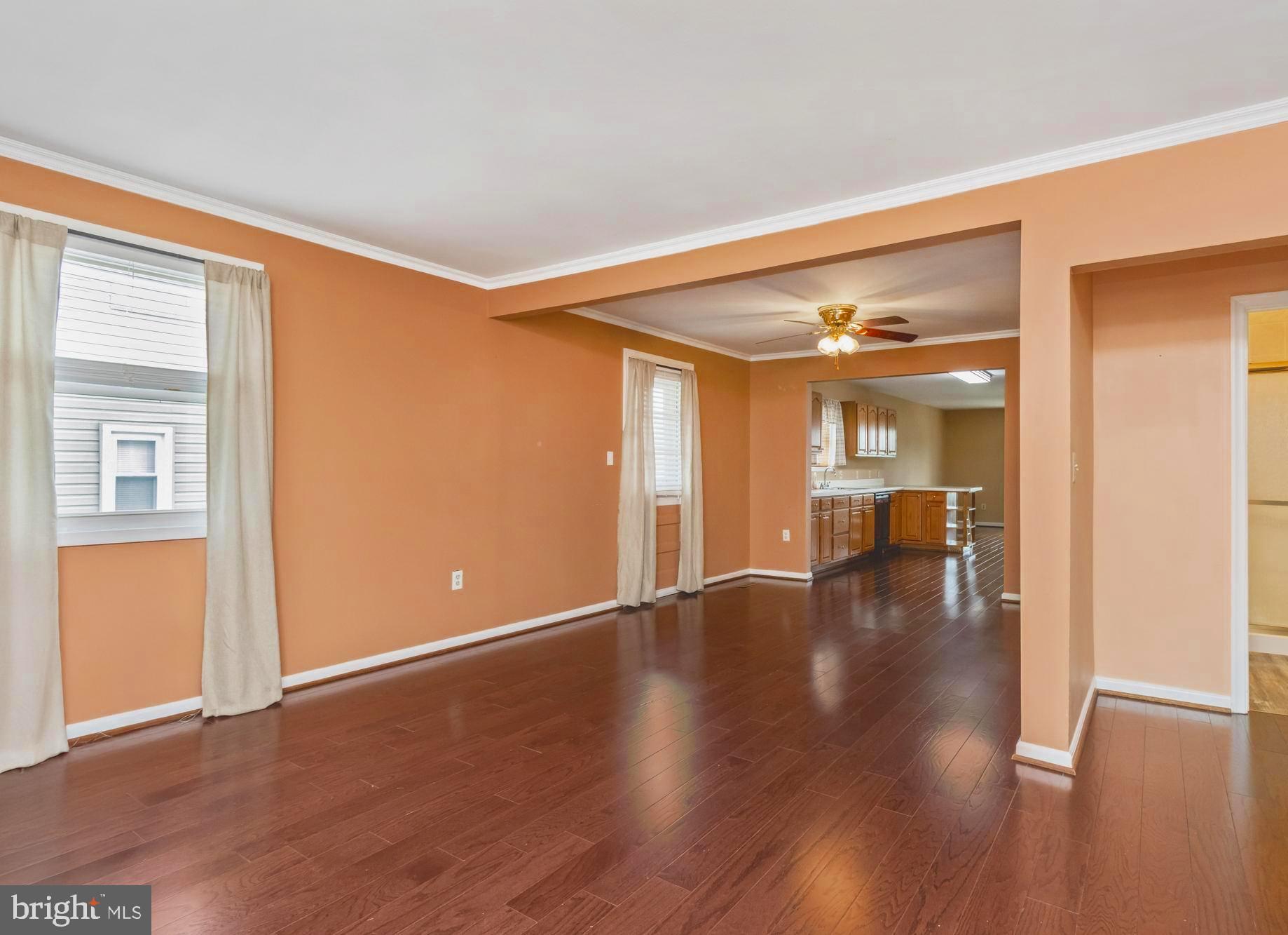HILLENDALE PARK - Residential