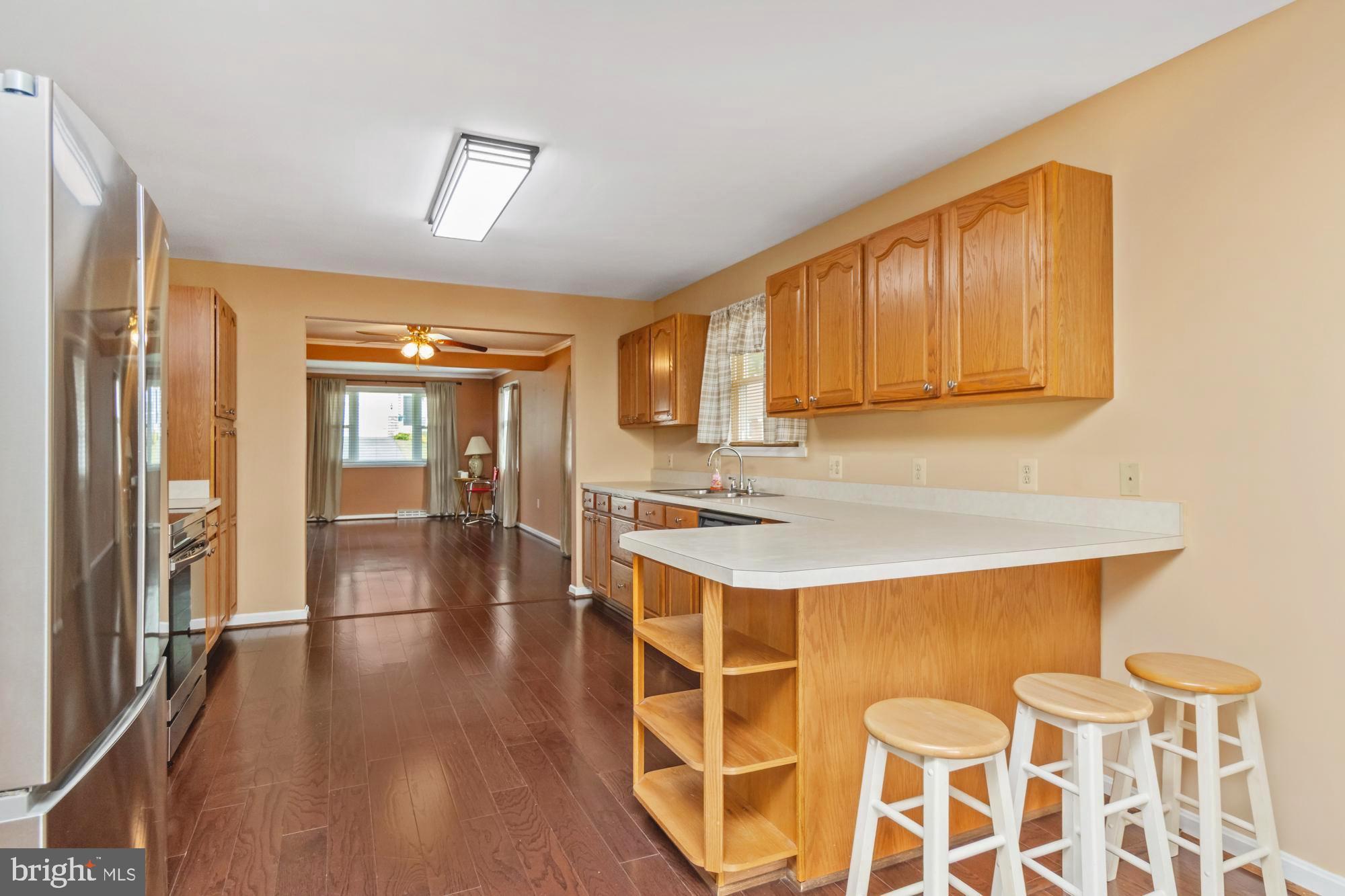 HILLENDALE PARK - Residential