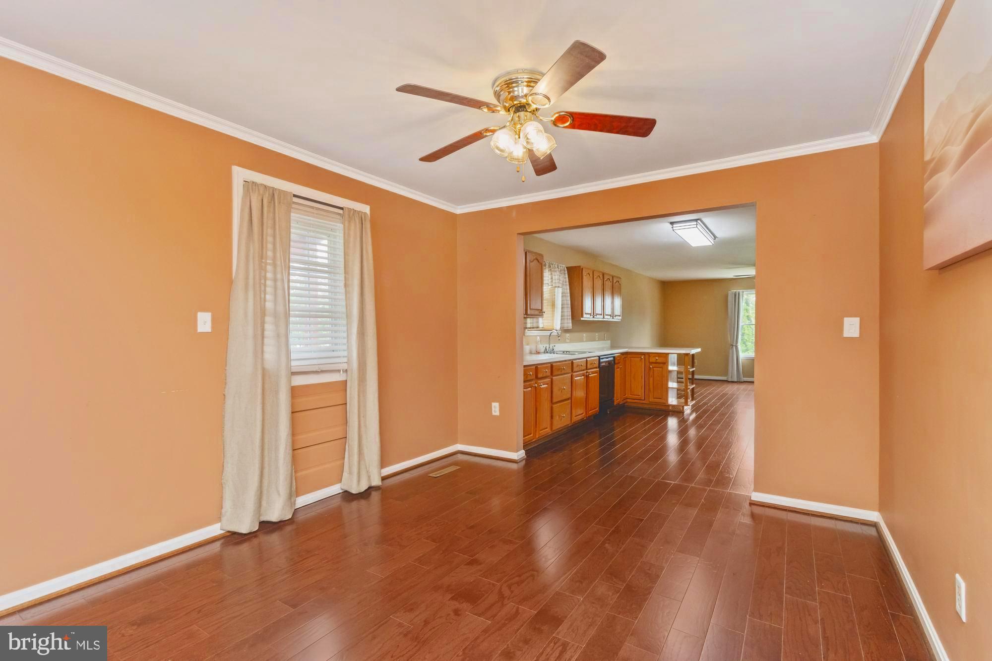 HILLENDALE PARK - Residential