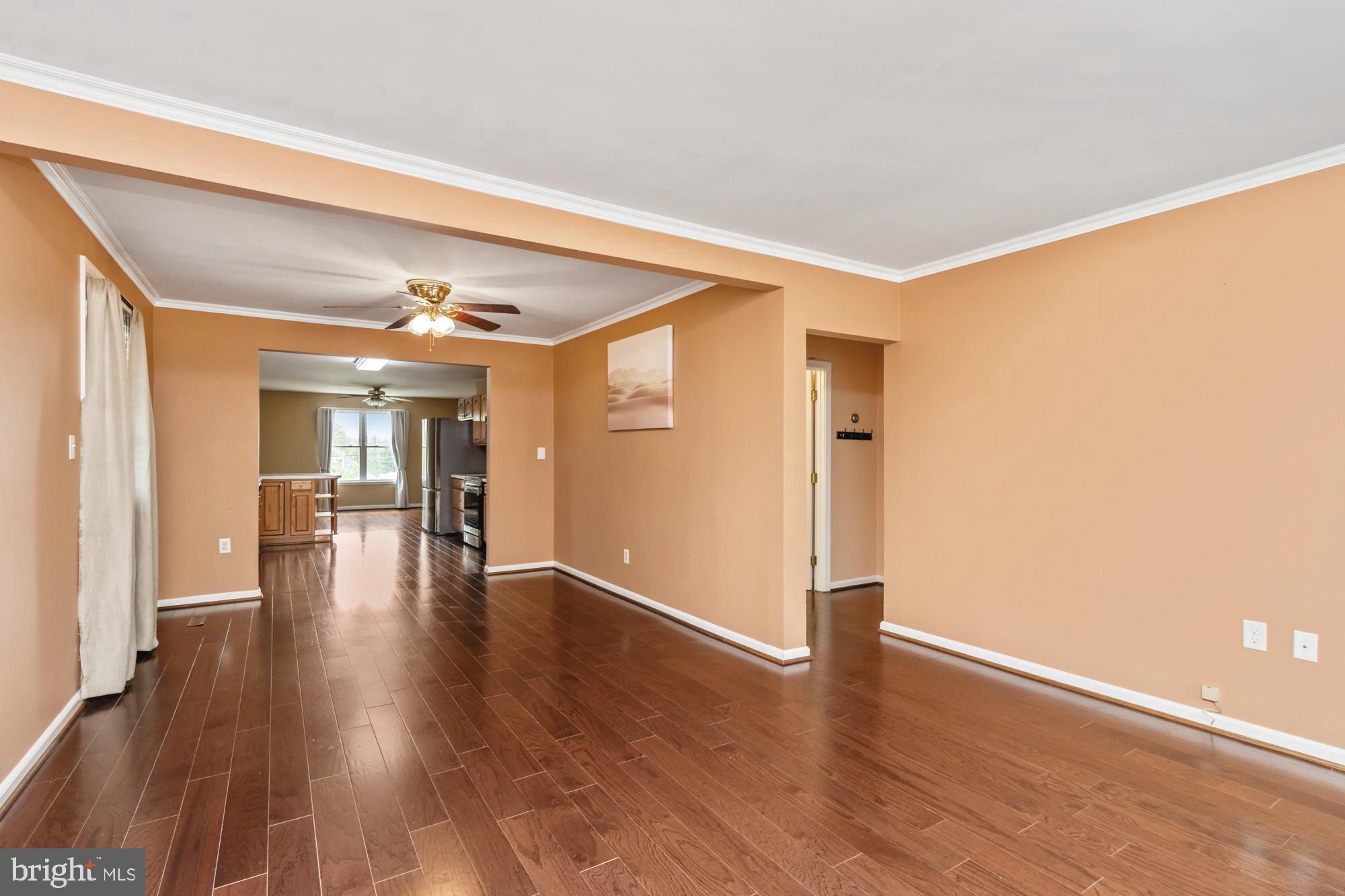 HILLENDALE PARK - Residential