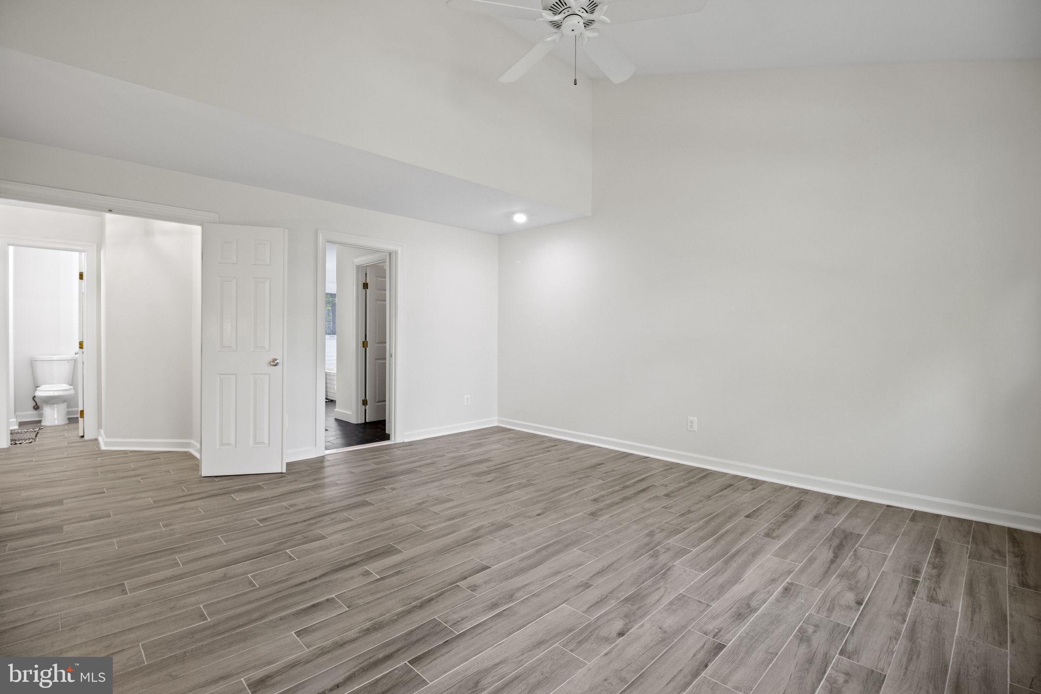 ULMSTEAD COVE - Residential