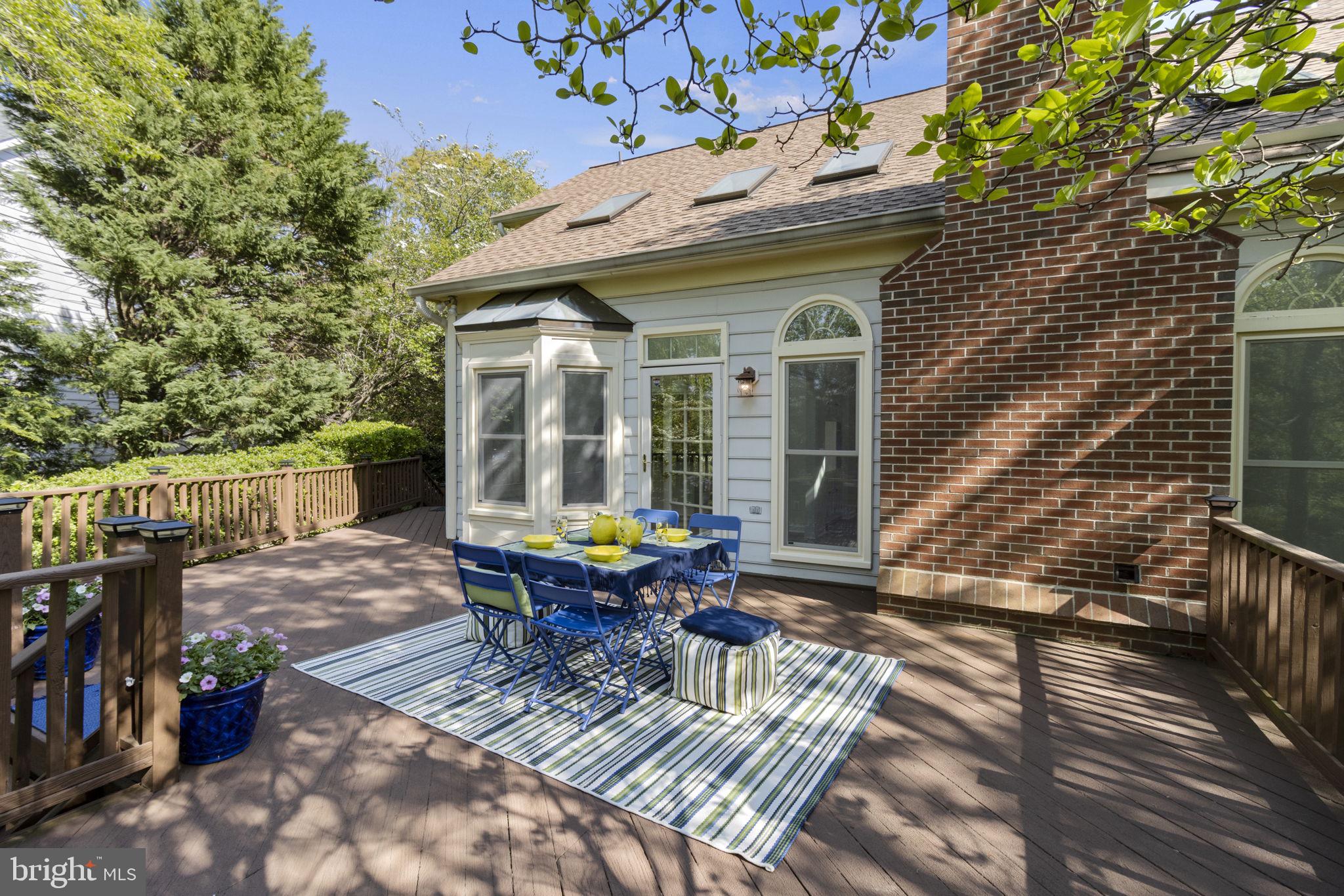 ULMSTEAD COVE - Residential