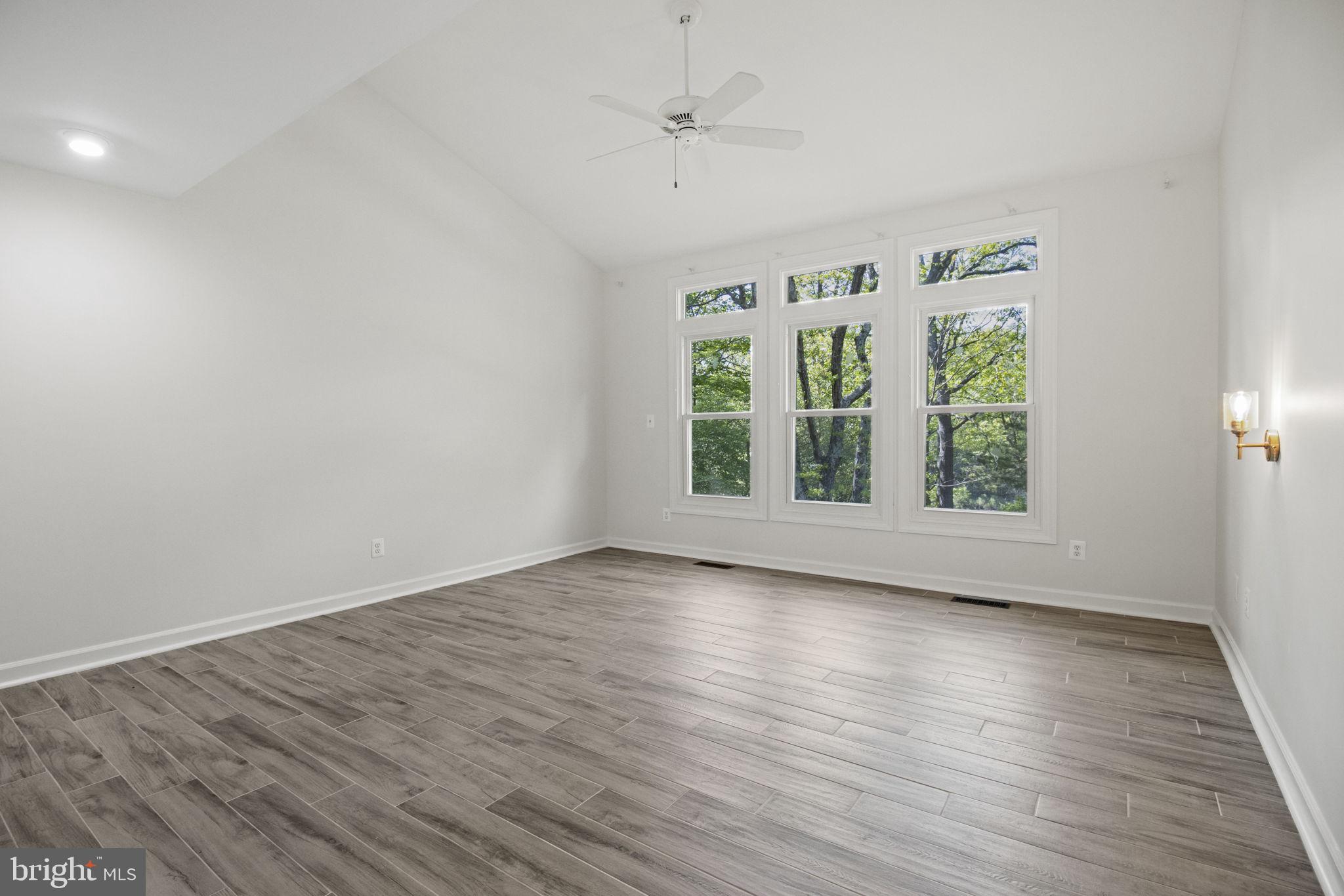 ULMSTEAD COVE - Residential