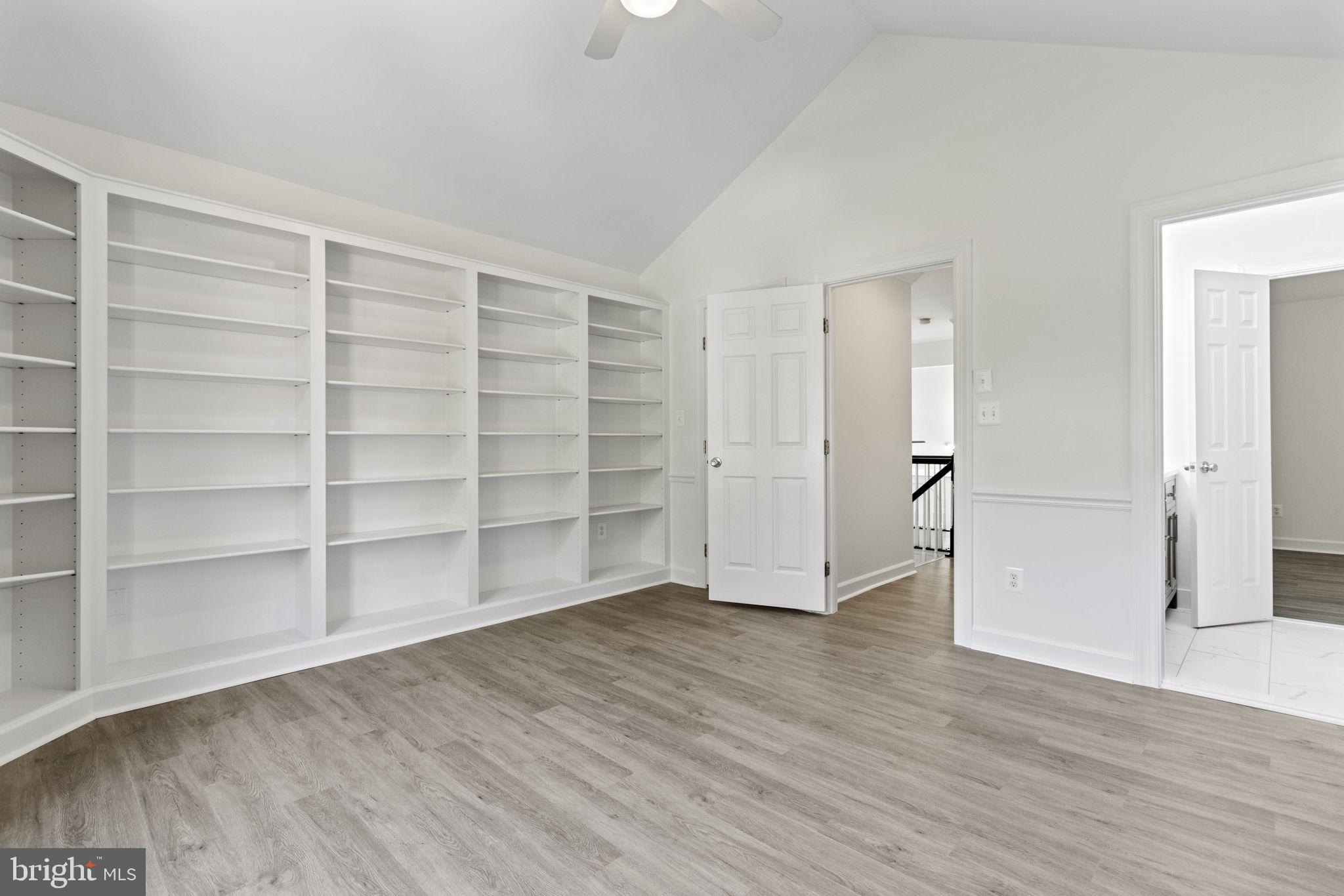 ULMSTEAD COVE - Residential