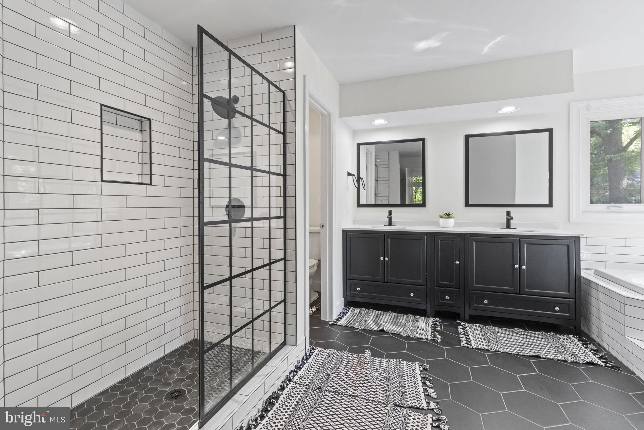 ULMSTEAD COVE - Residential