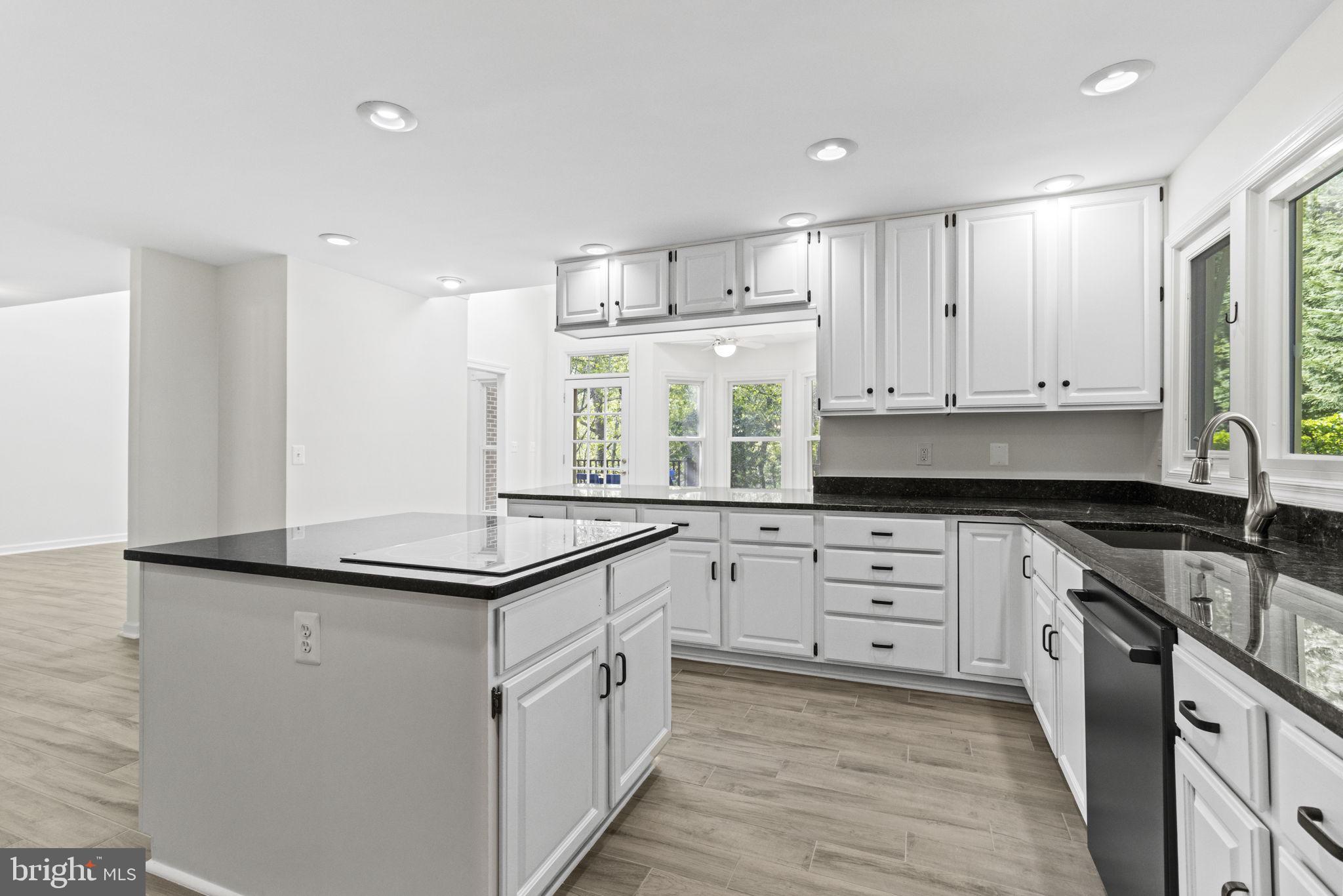 ULMSTEAD COVE - Residential