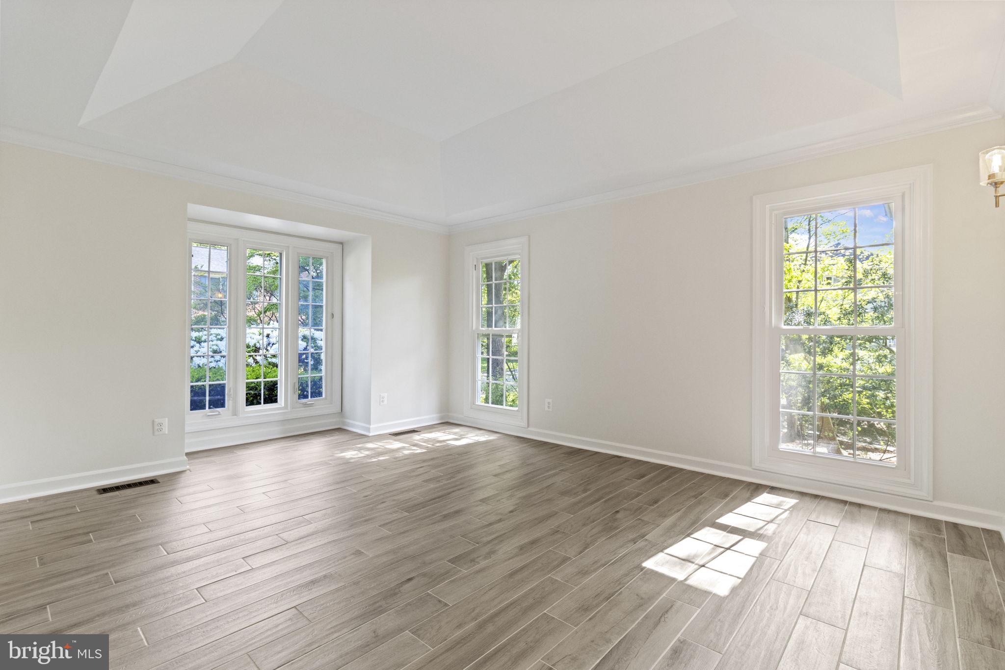 ULMSTEAD COVE - Residential