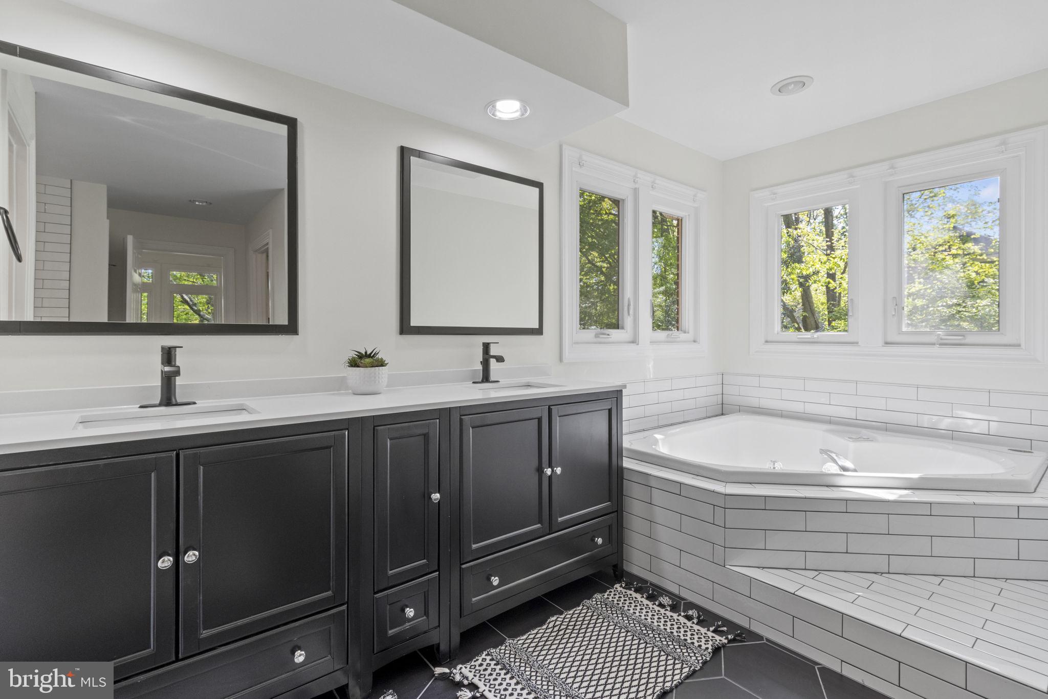 ULMSTEAD COVE - Residential