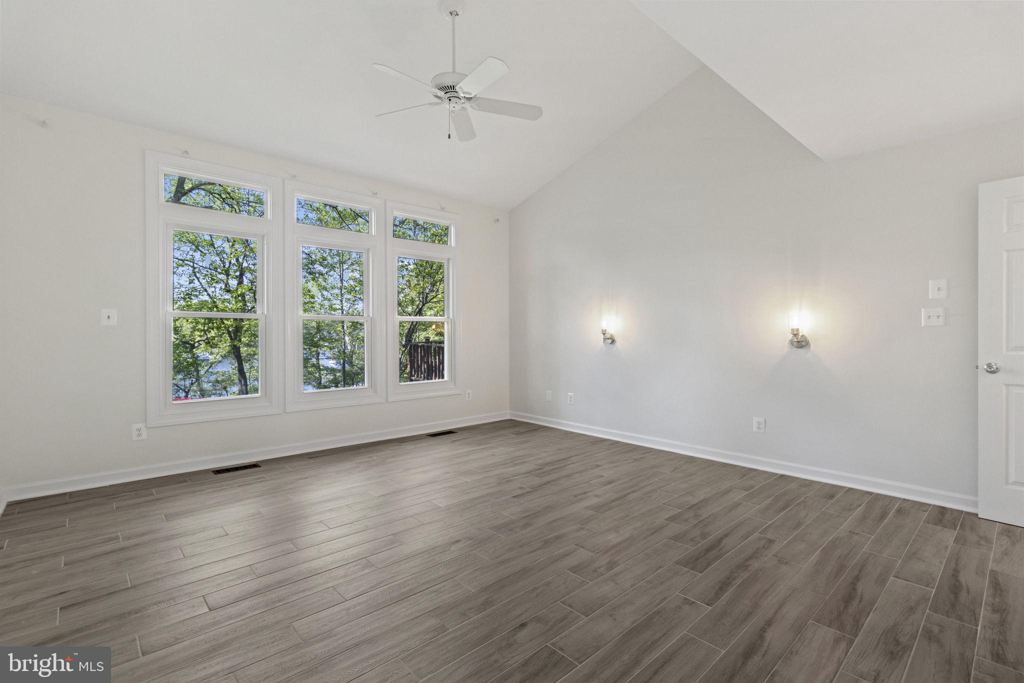 ULMSTEAD COVE - Residential