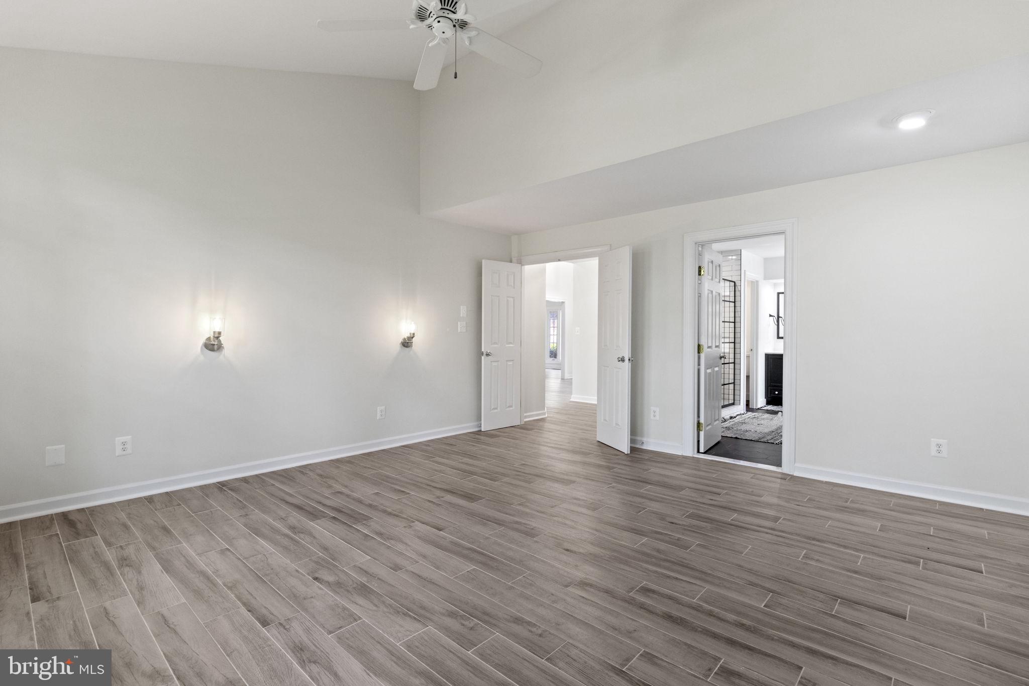 ULMSTEAD COVE - Residential