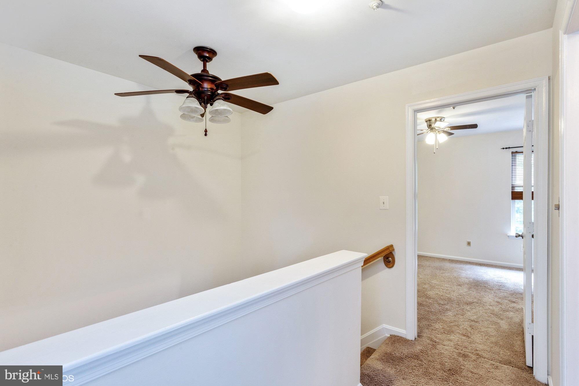 CARRIAGE PINES/LAKE VILL - Residential