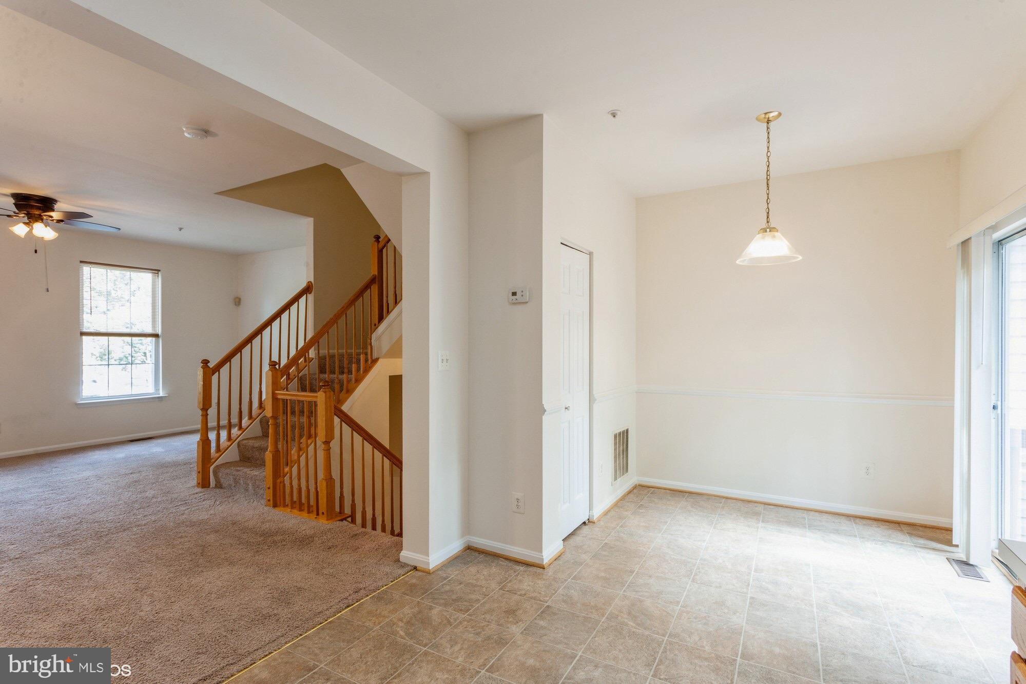 CARRIAGE PINES/LAKE VILL - Residential