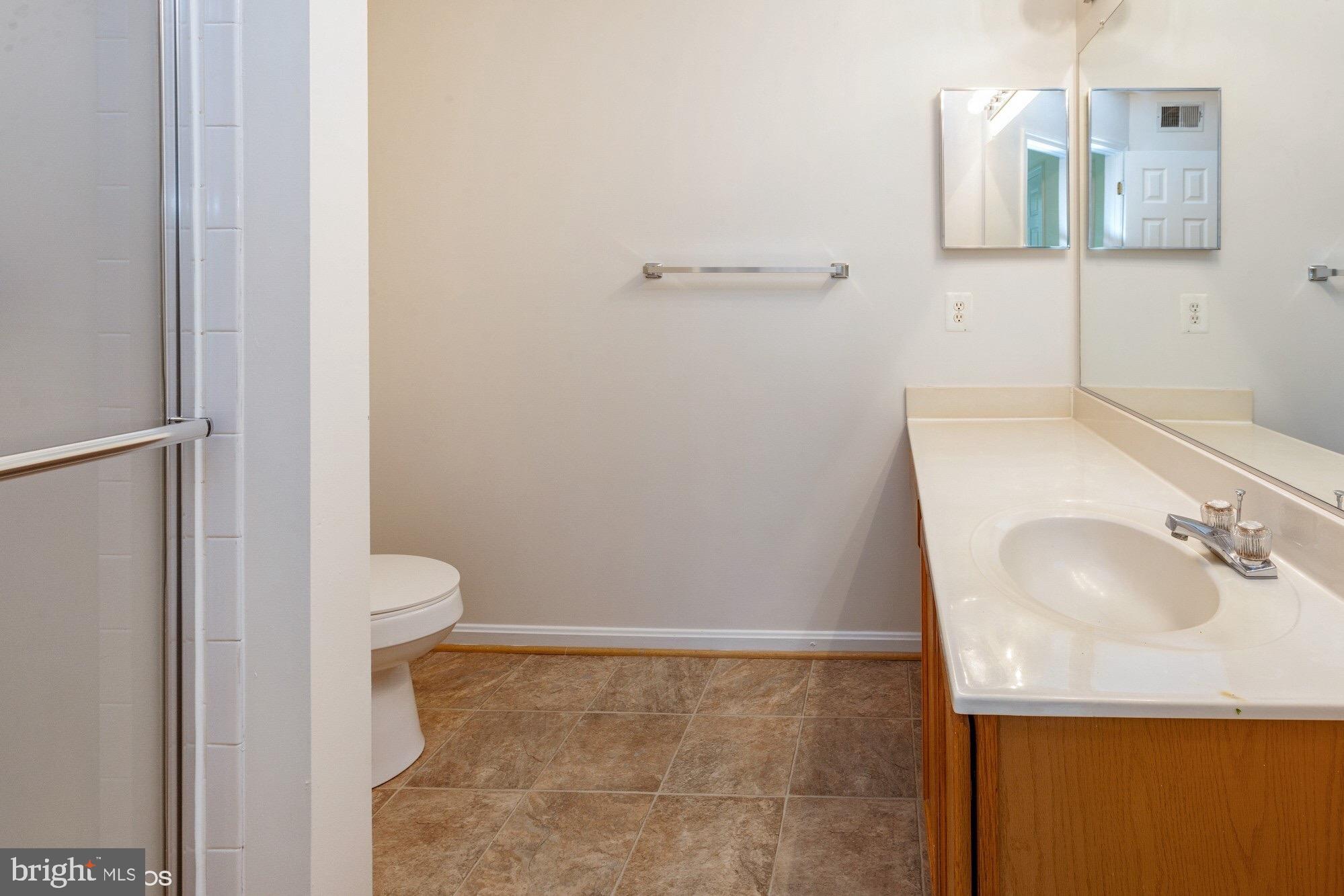 CARRIAGE PINES/LAKE VILL - Residential