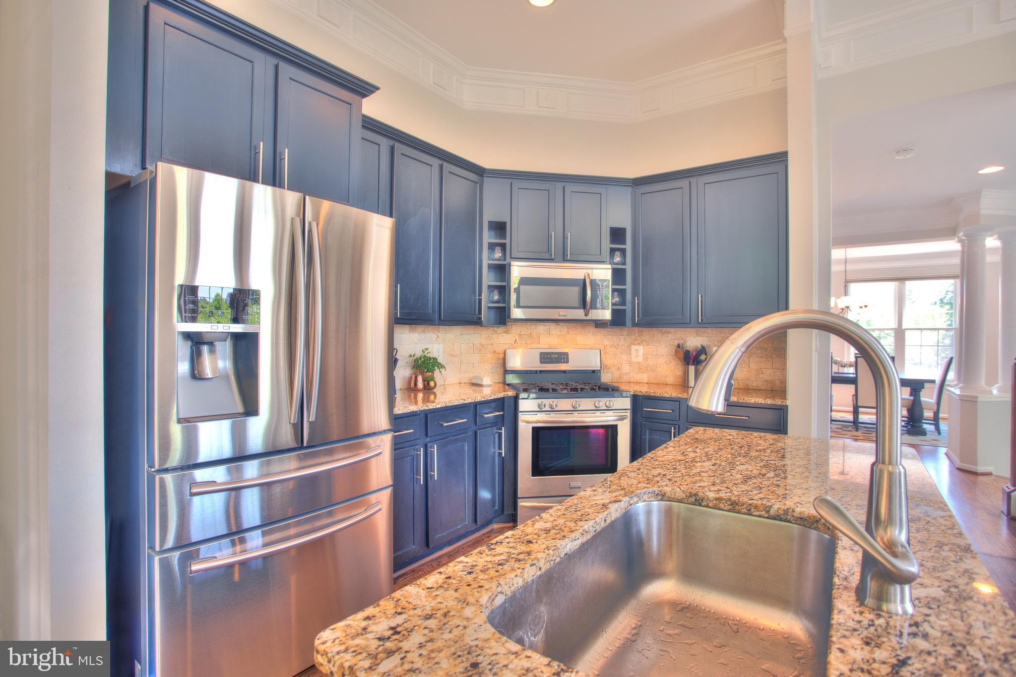 ISLAND CREEK - Residential