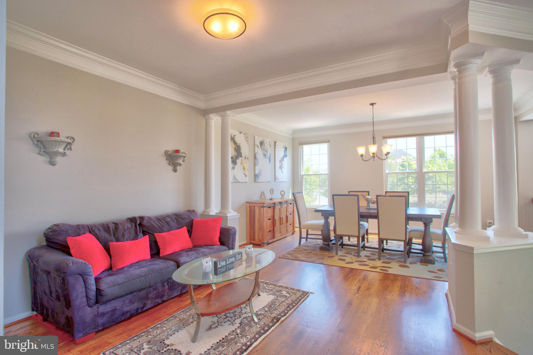 ISLAND CREEK - Residential