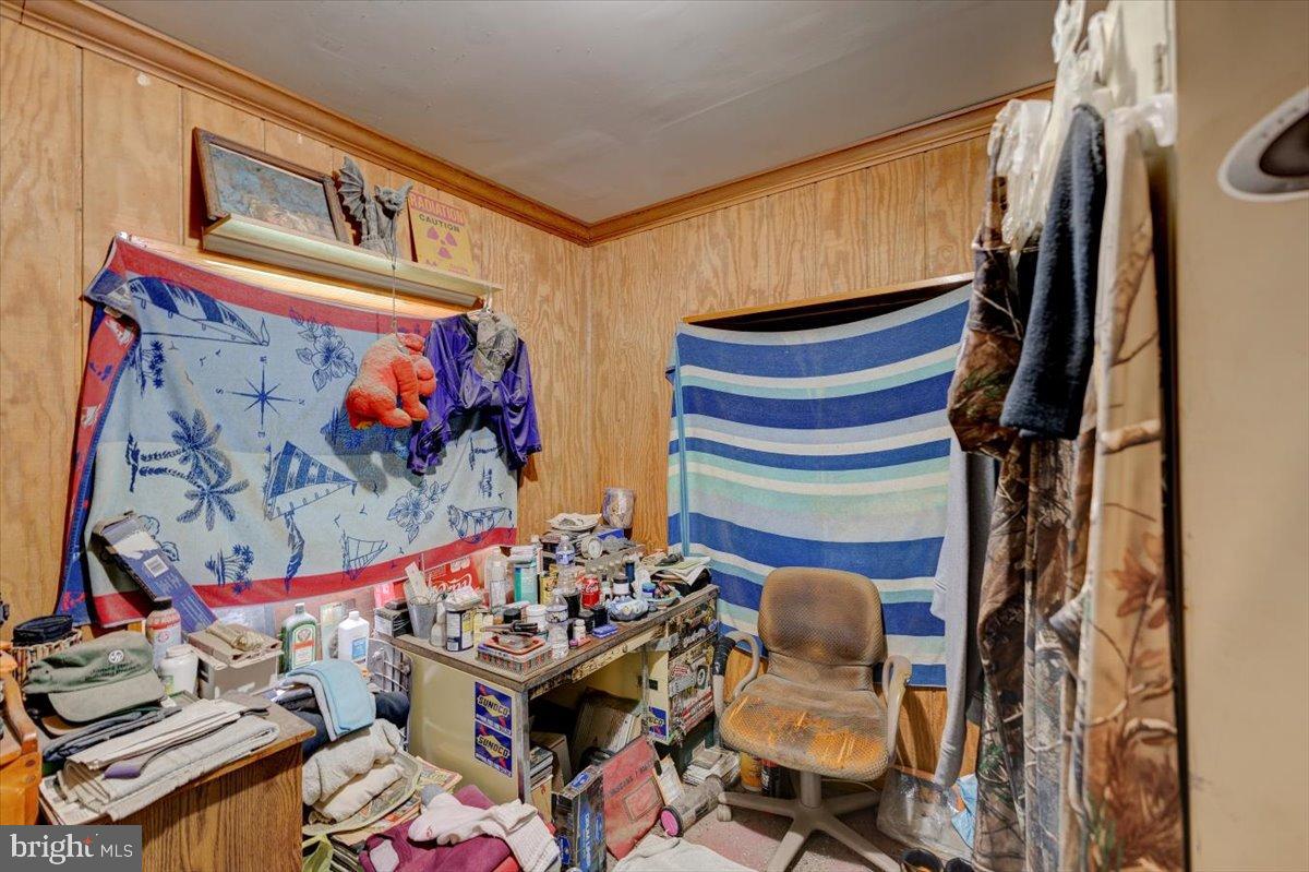 WINDSOR MILL - Residential