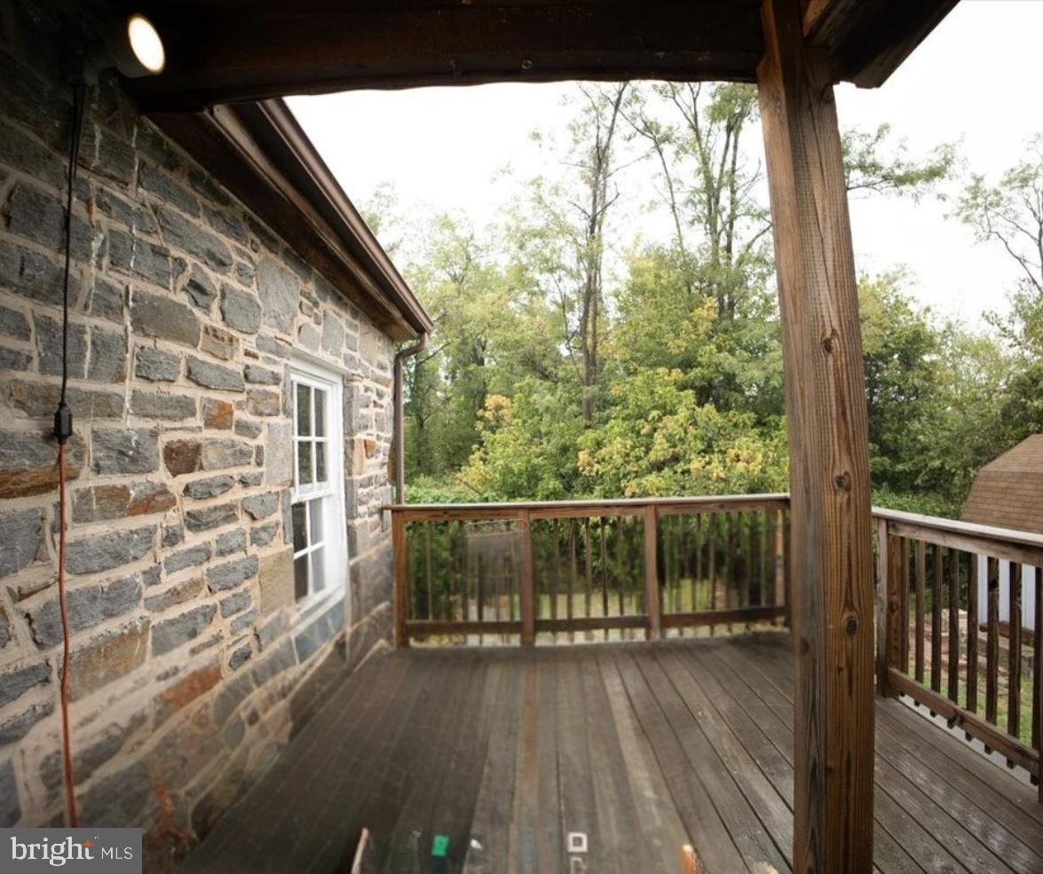 WINDSOR MILL - Residential