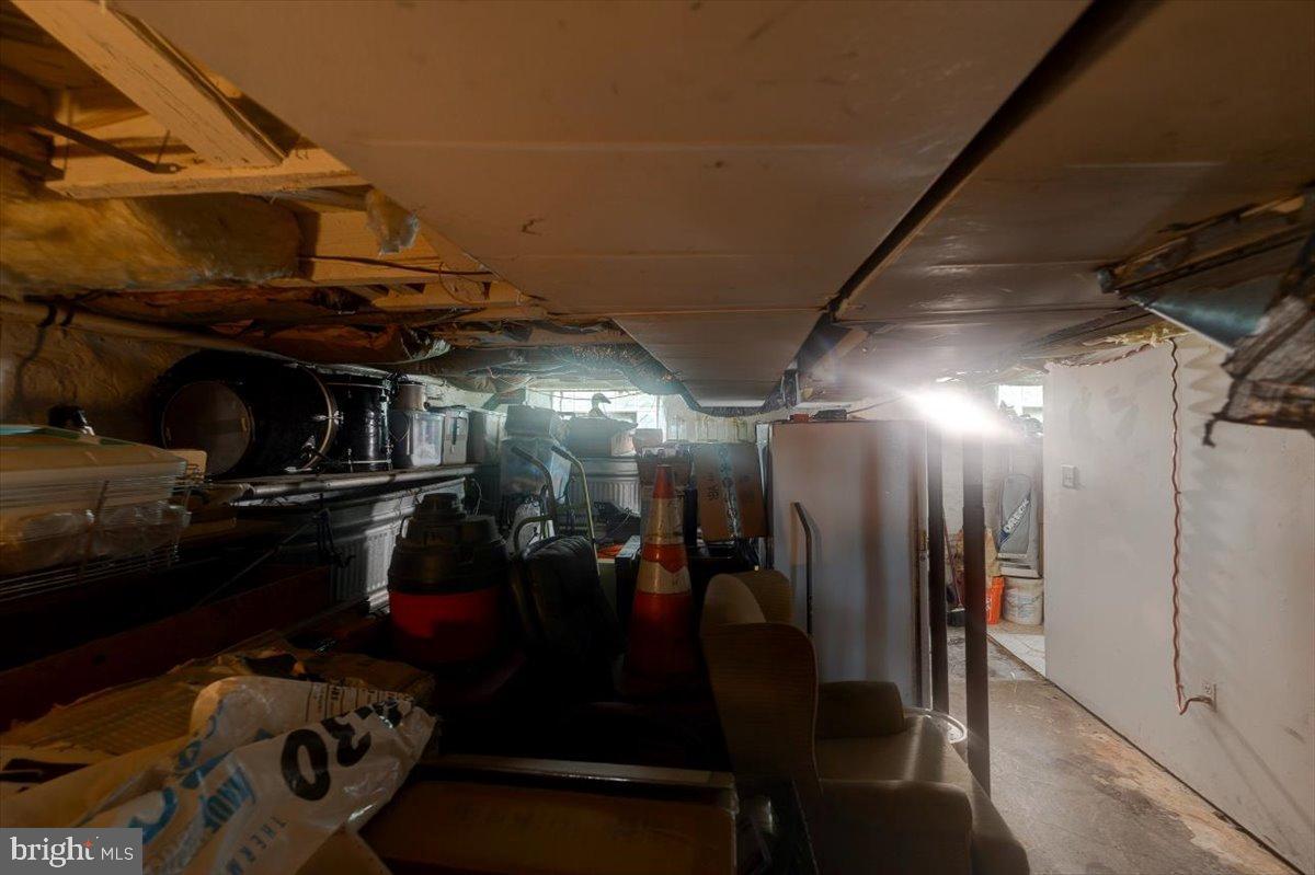 WINDSOR MILL - Residential