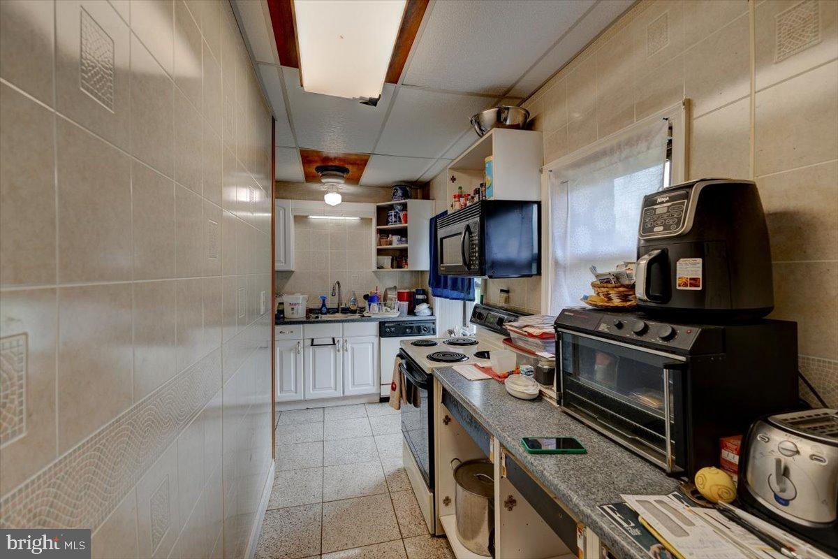 WINDSOR MILL - Residential