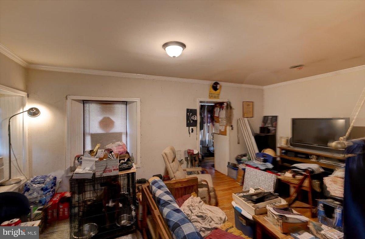 WINDSOR MILL - Residential