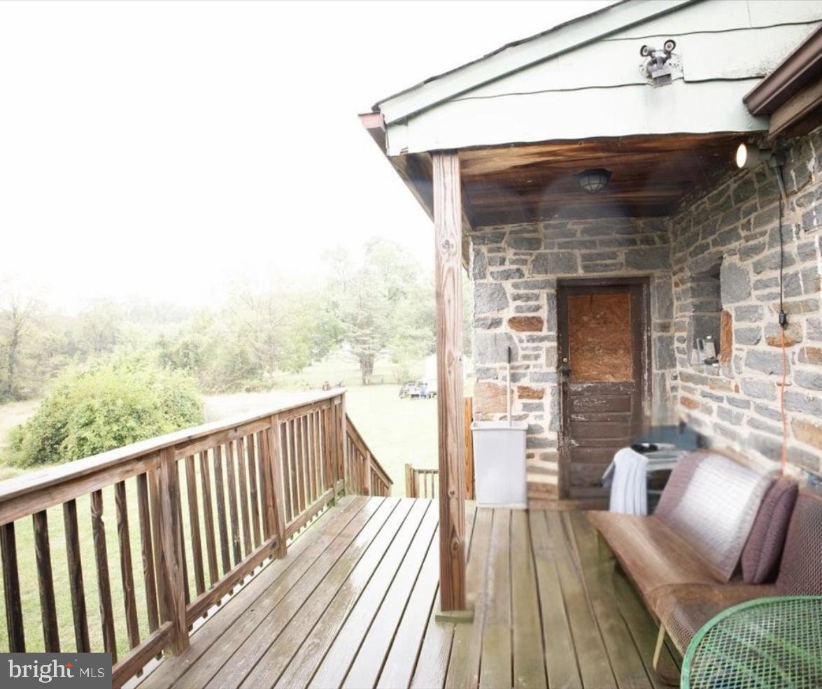 WINDSOR MILL - Residential