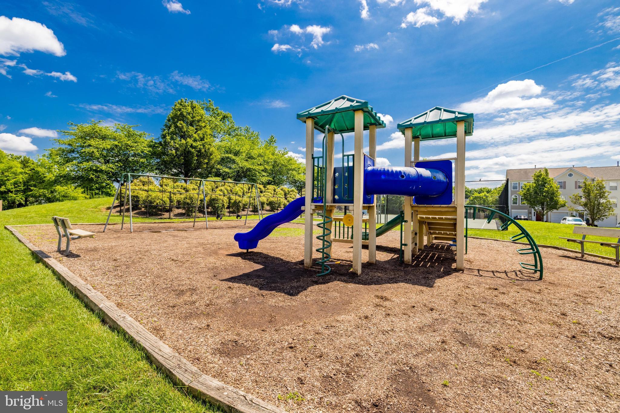 GREENHILL CROSSING - Residential Lease