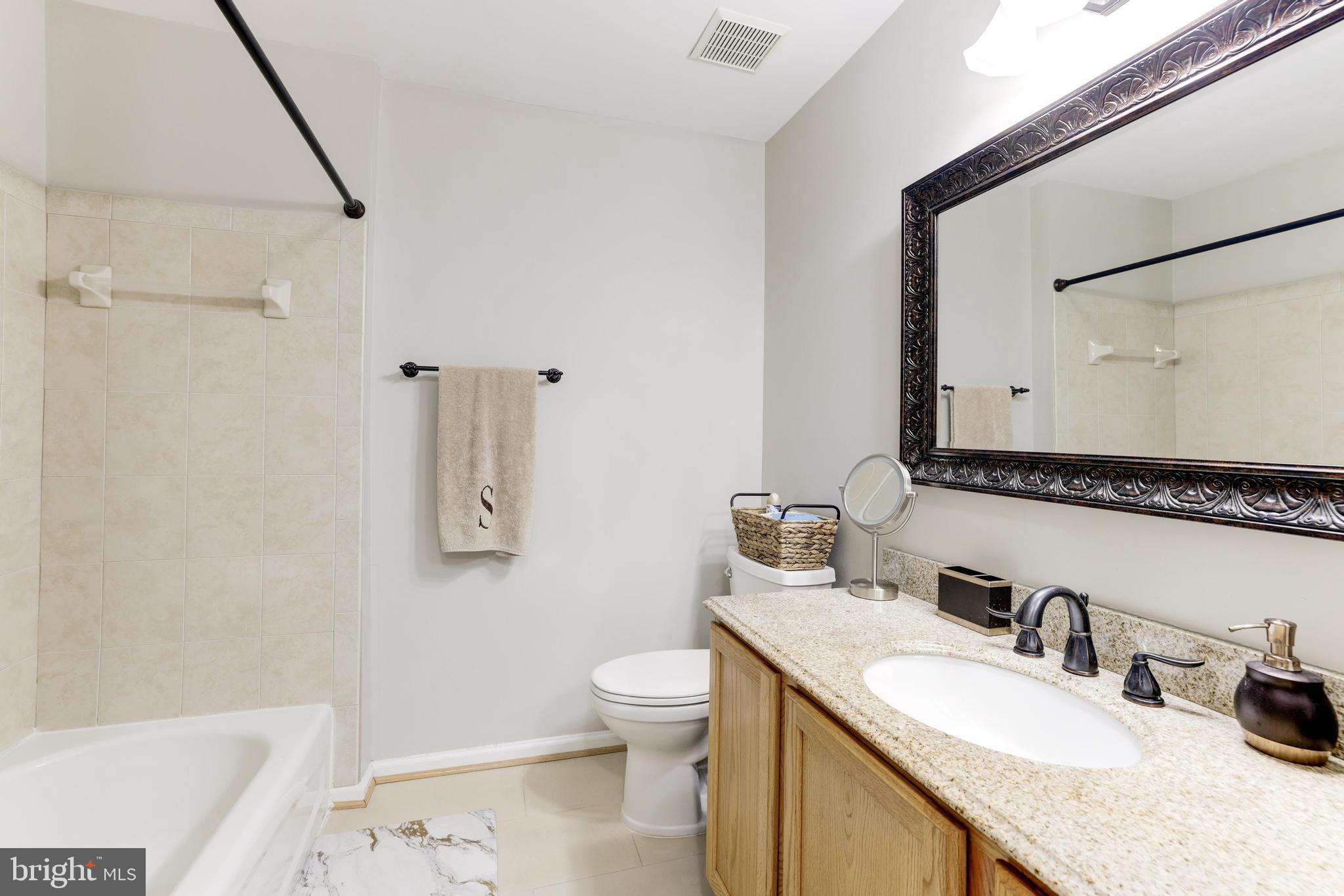 GREENHILL CROSSING - Residential Lease