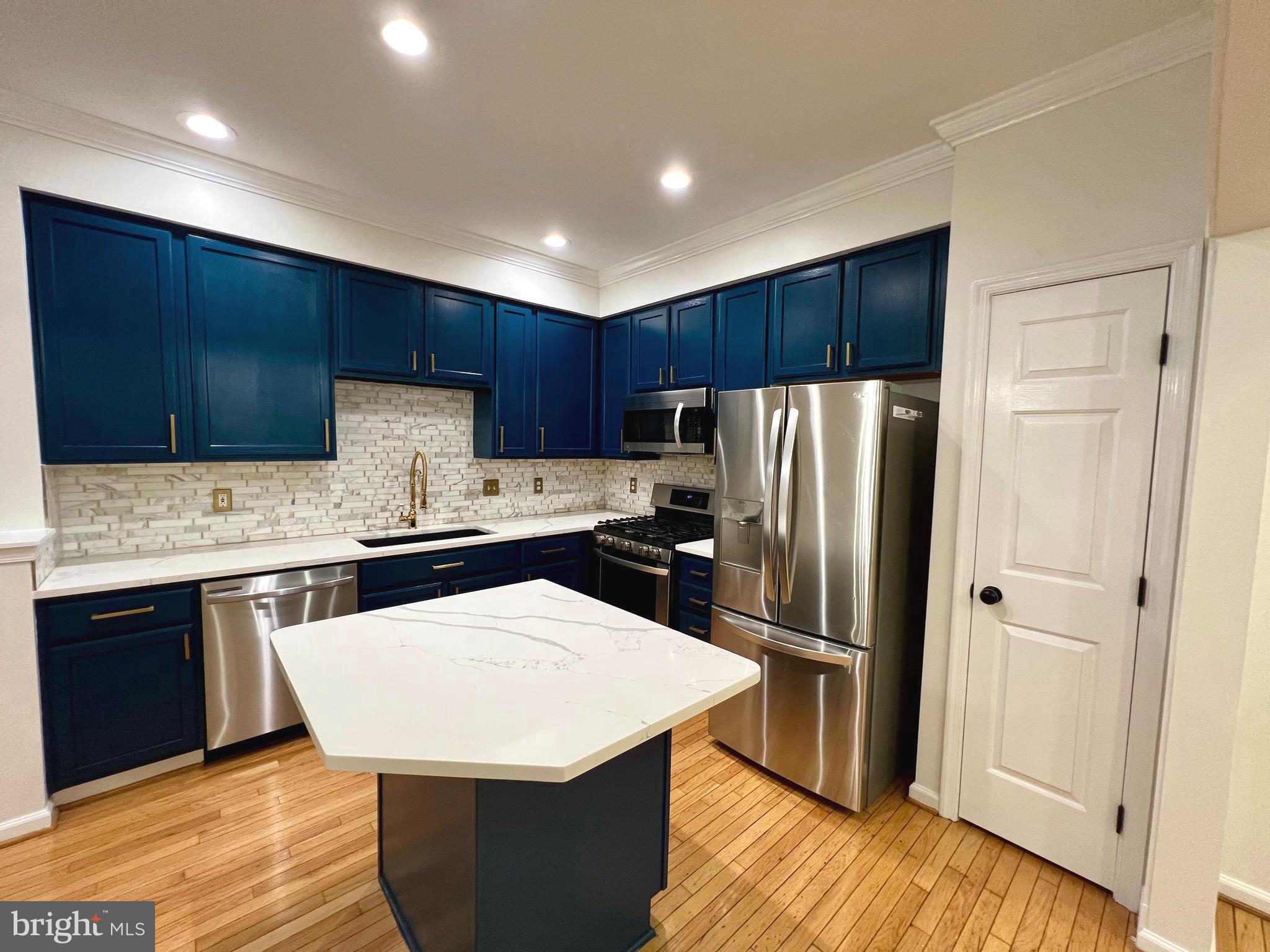 GREENHILL CROSSING - Residential Lease