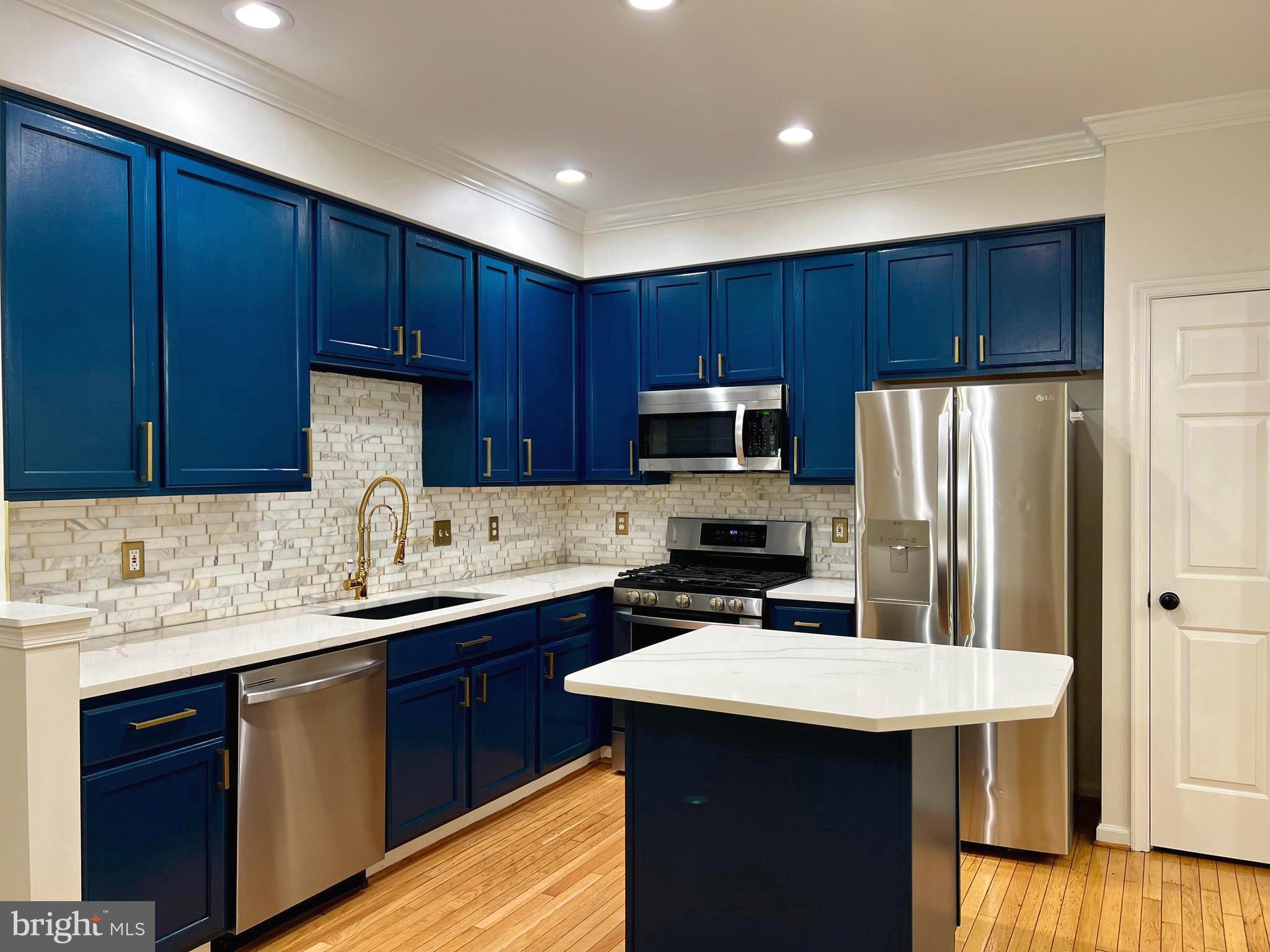 GREENHILL CROSSING - Residential Lease