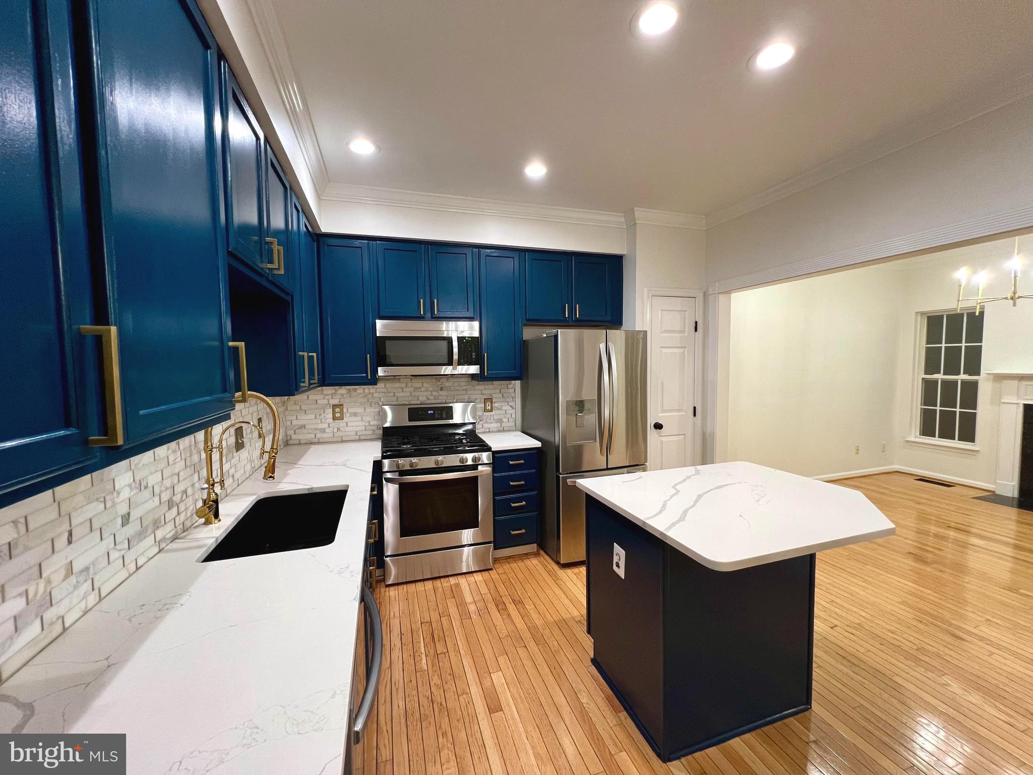 GREENHILL CROSSING - Residential Lease